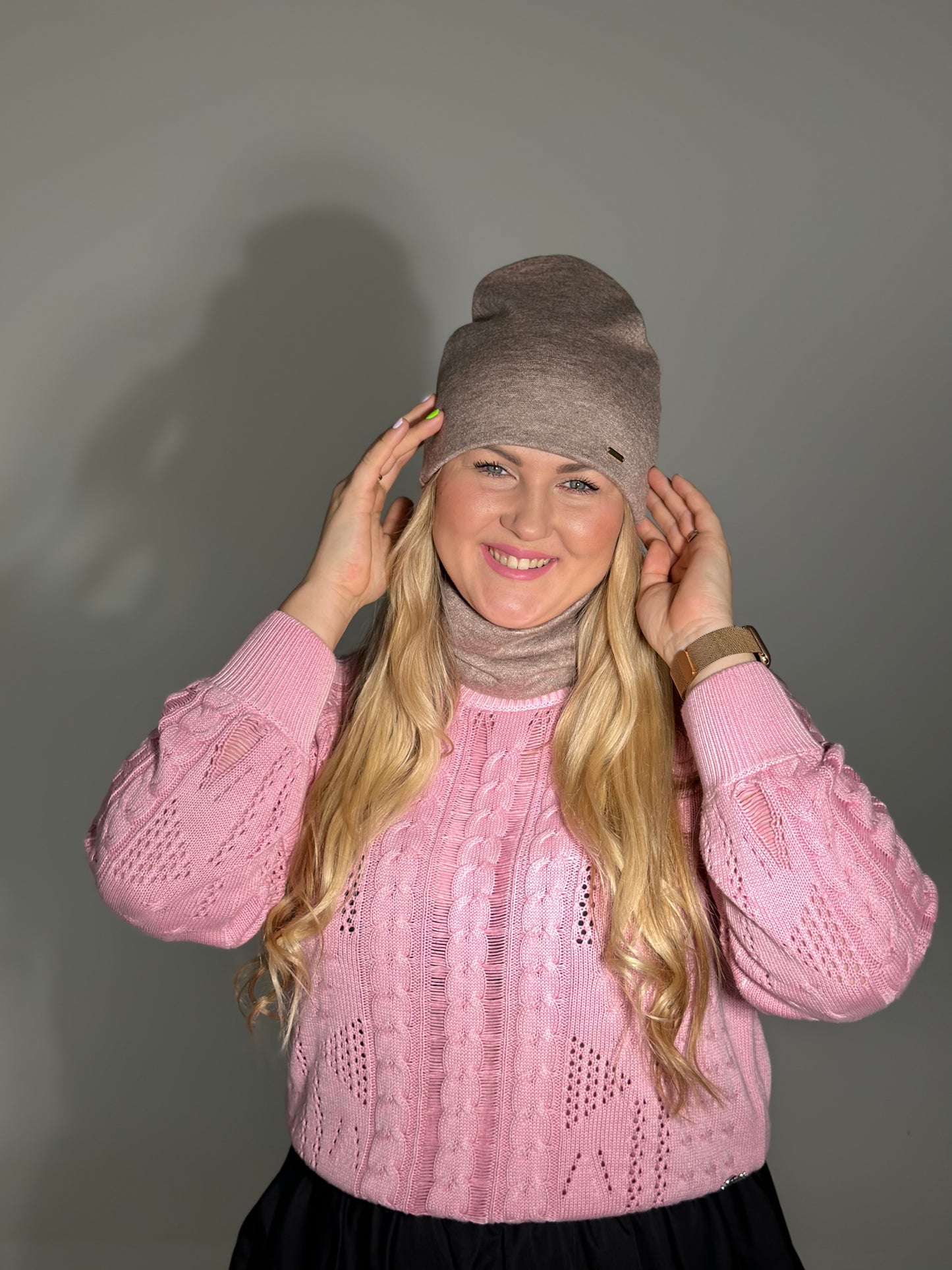 Merino vilnos kakavinė dviguba kepurė