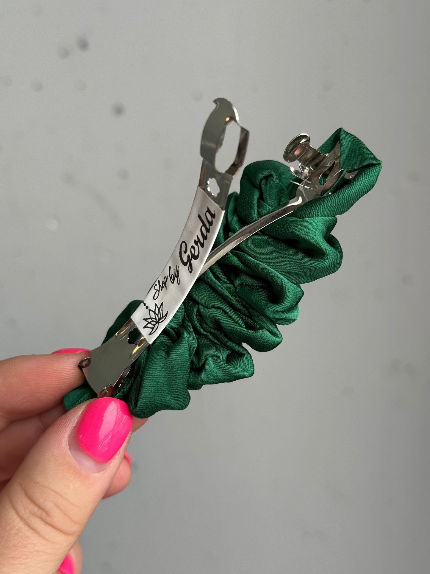 Žalias segtukas raukinukas