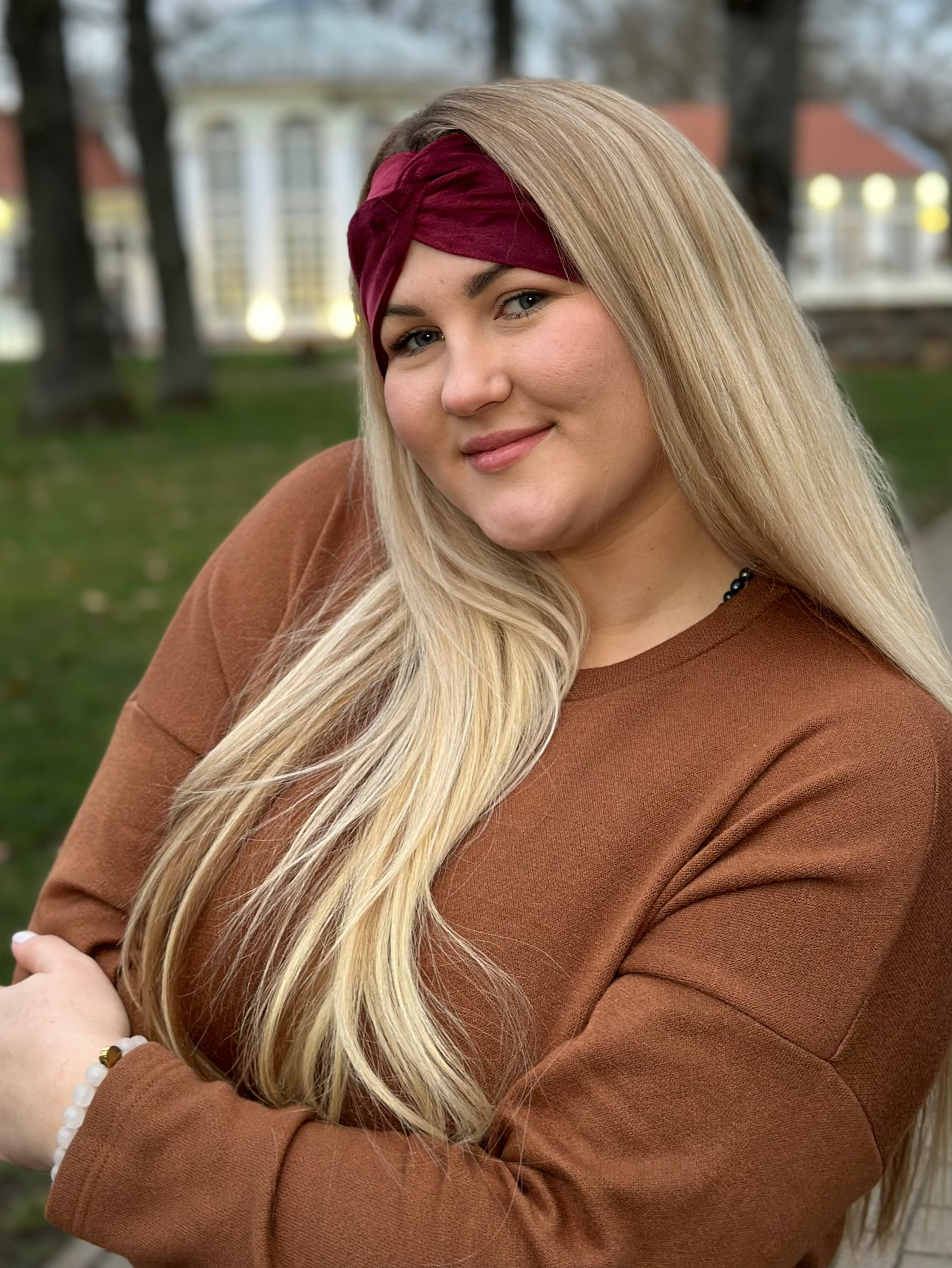 Bordo veliūro galvajuostė