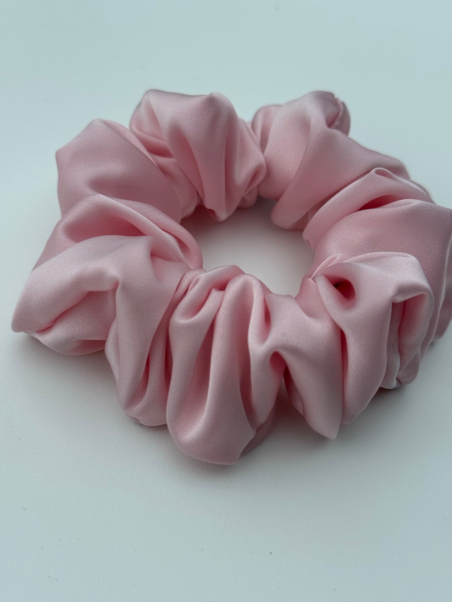 Armani “šilko” baby pink gumelė