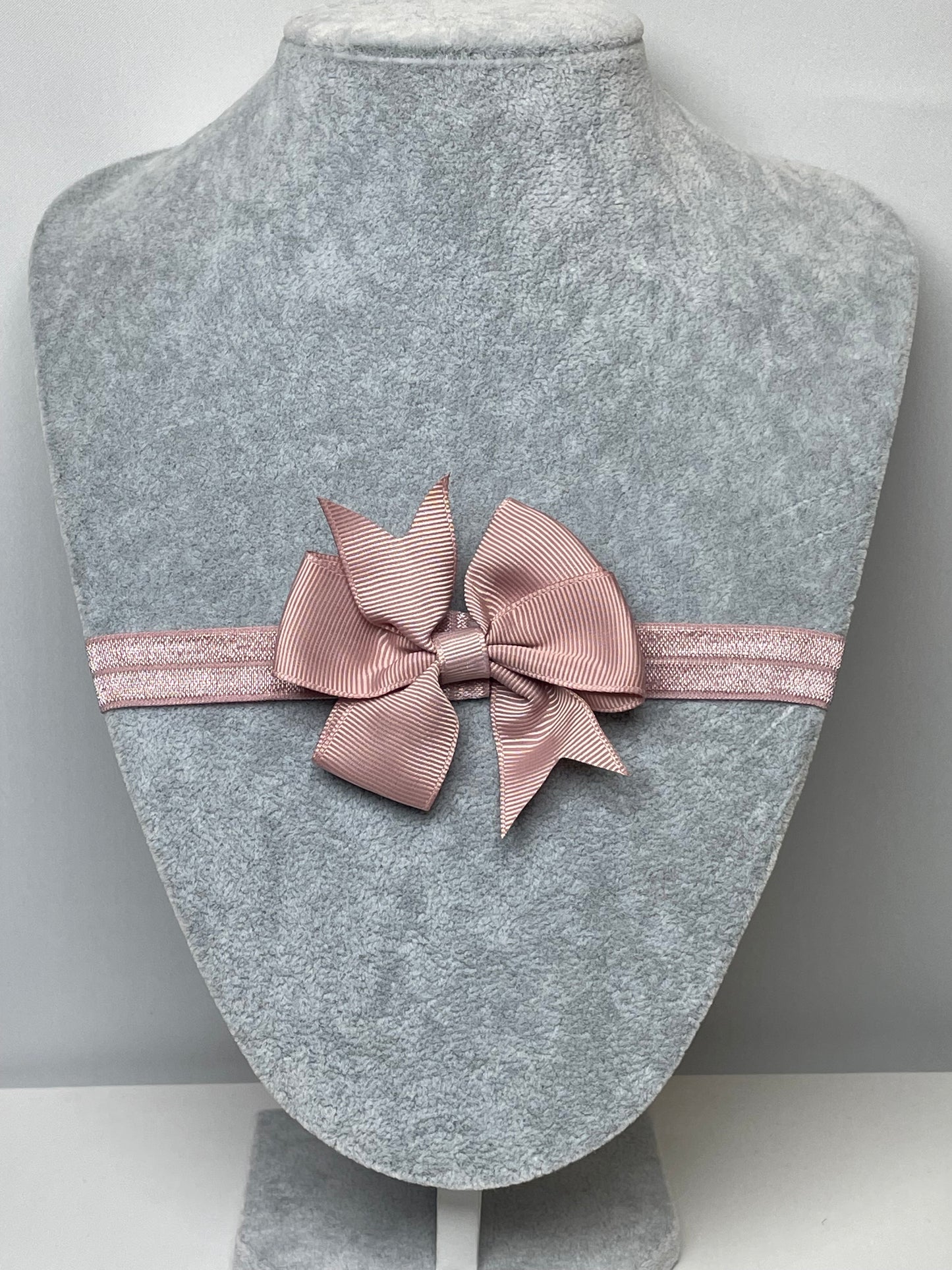 Pelenų rožinis kaspinėlis su guma 🎀