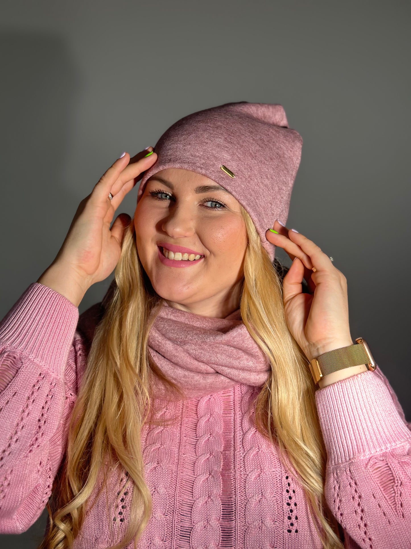 Merino vilnos rožinė dviguba kepurė