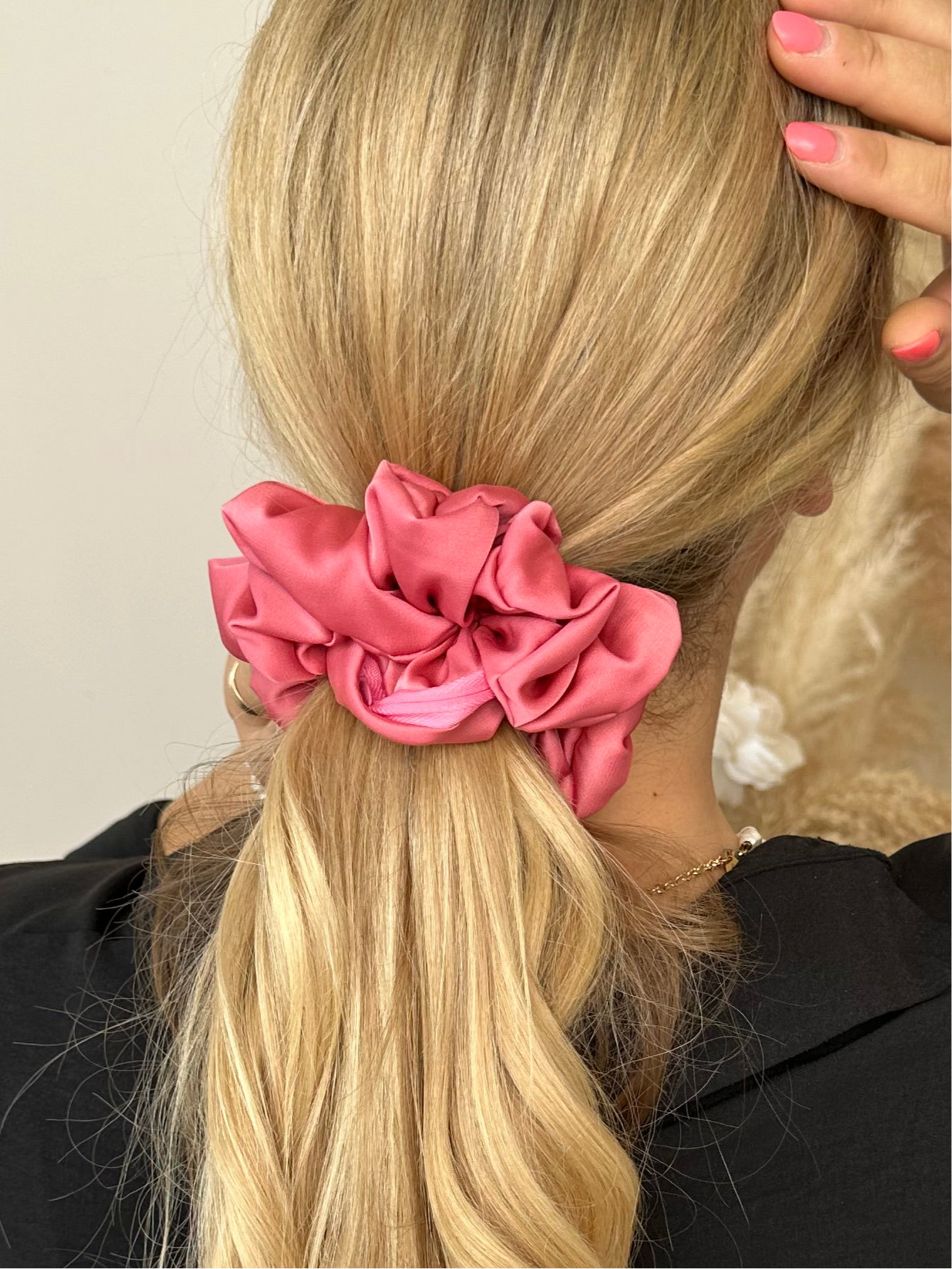 Koralinė gumelė su kišenėle! 🌺