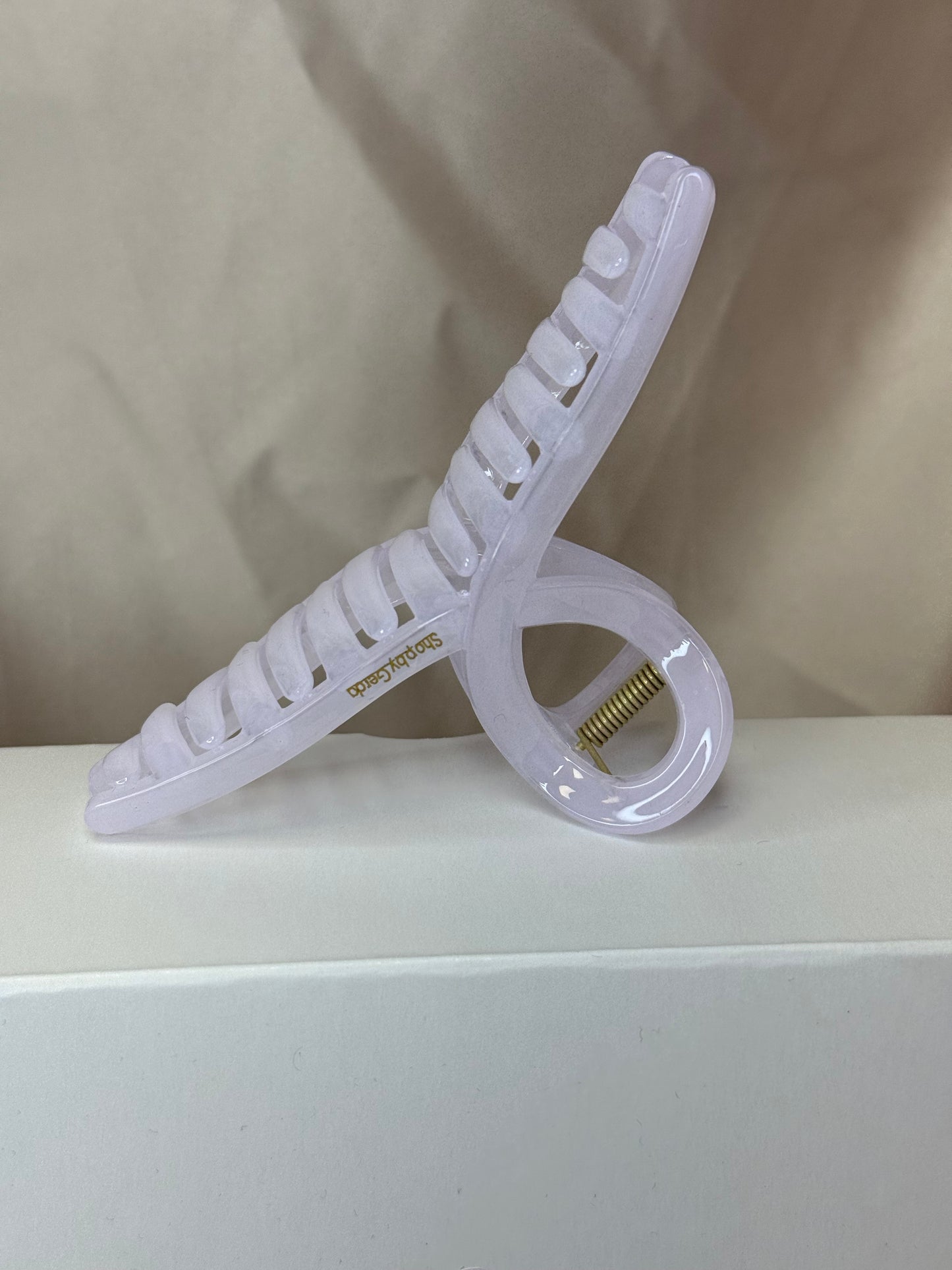 Skaidri alyvinė kilpa 13cm