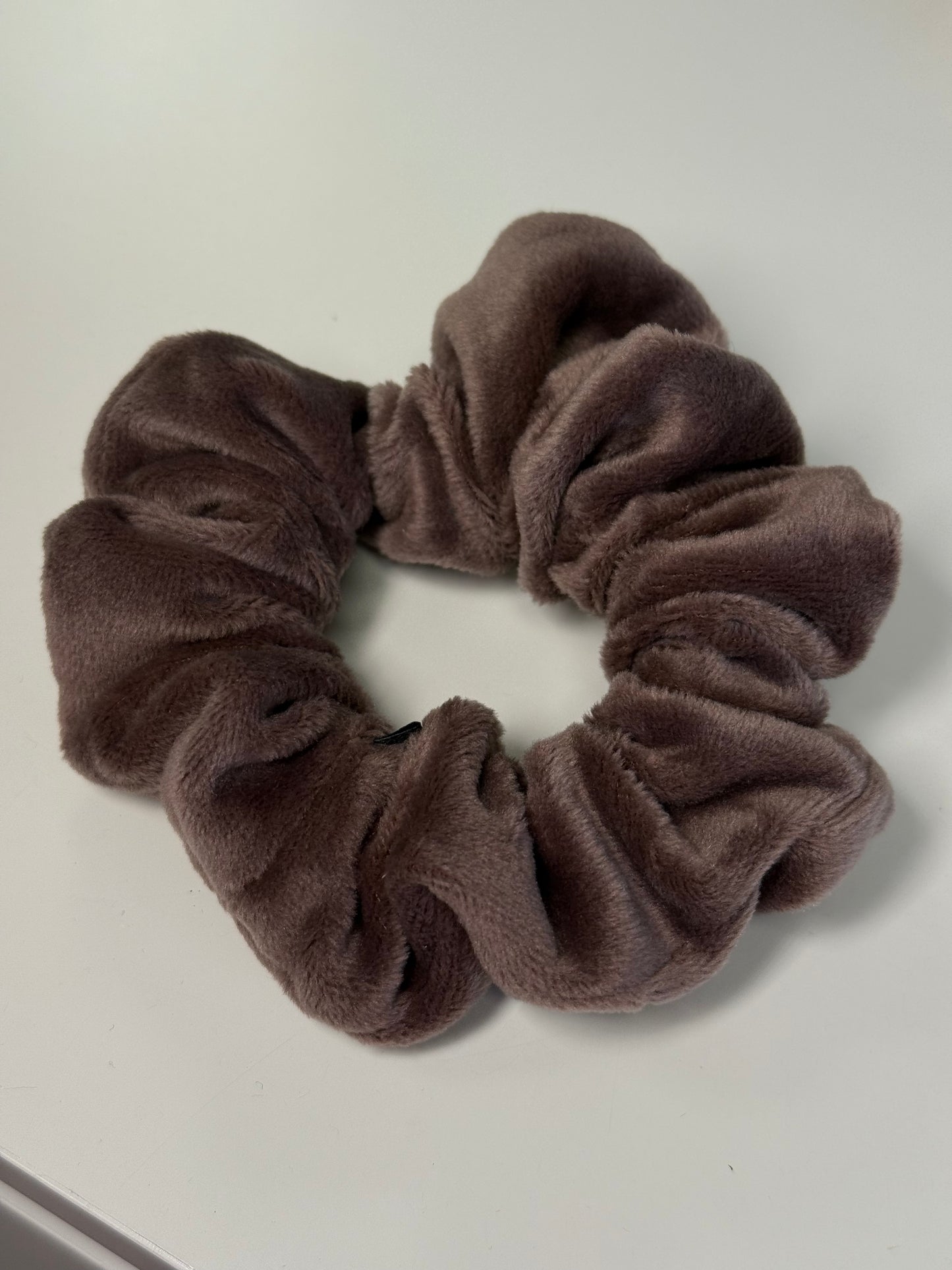 Kakavinė veliūro gumelė