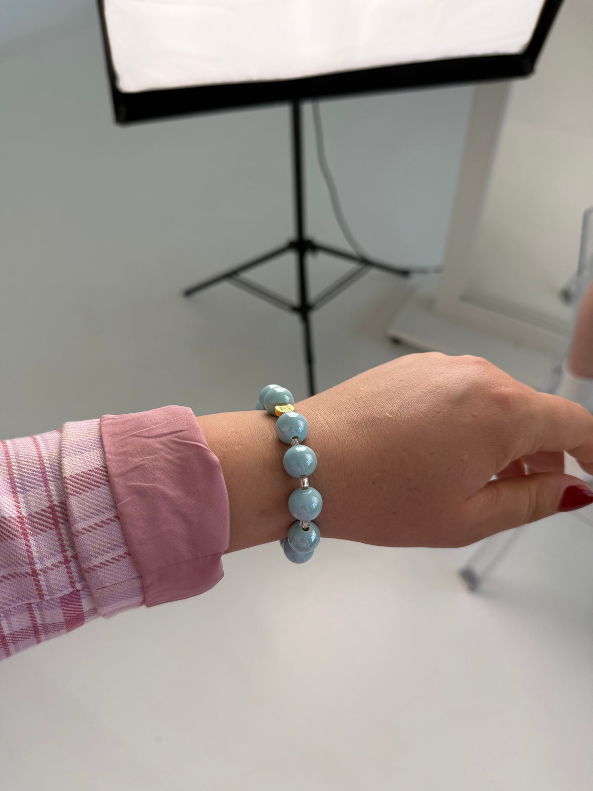 Keramikos baby blue apyrankė