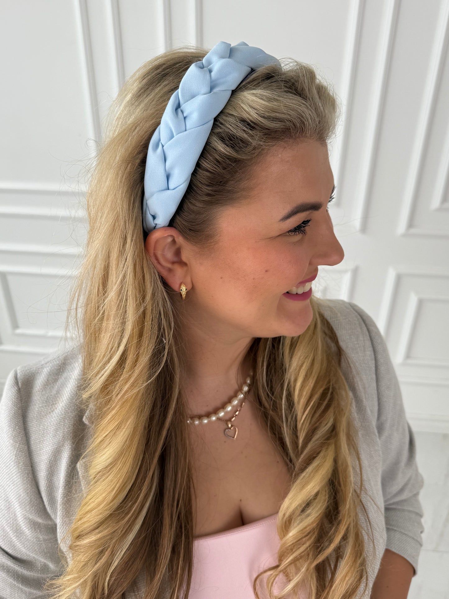 Žydras matinis pintas lankelis