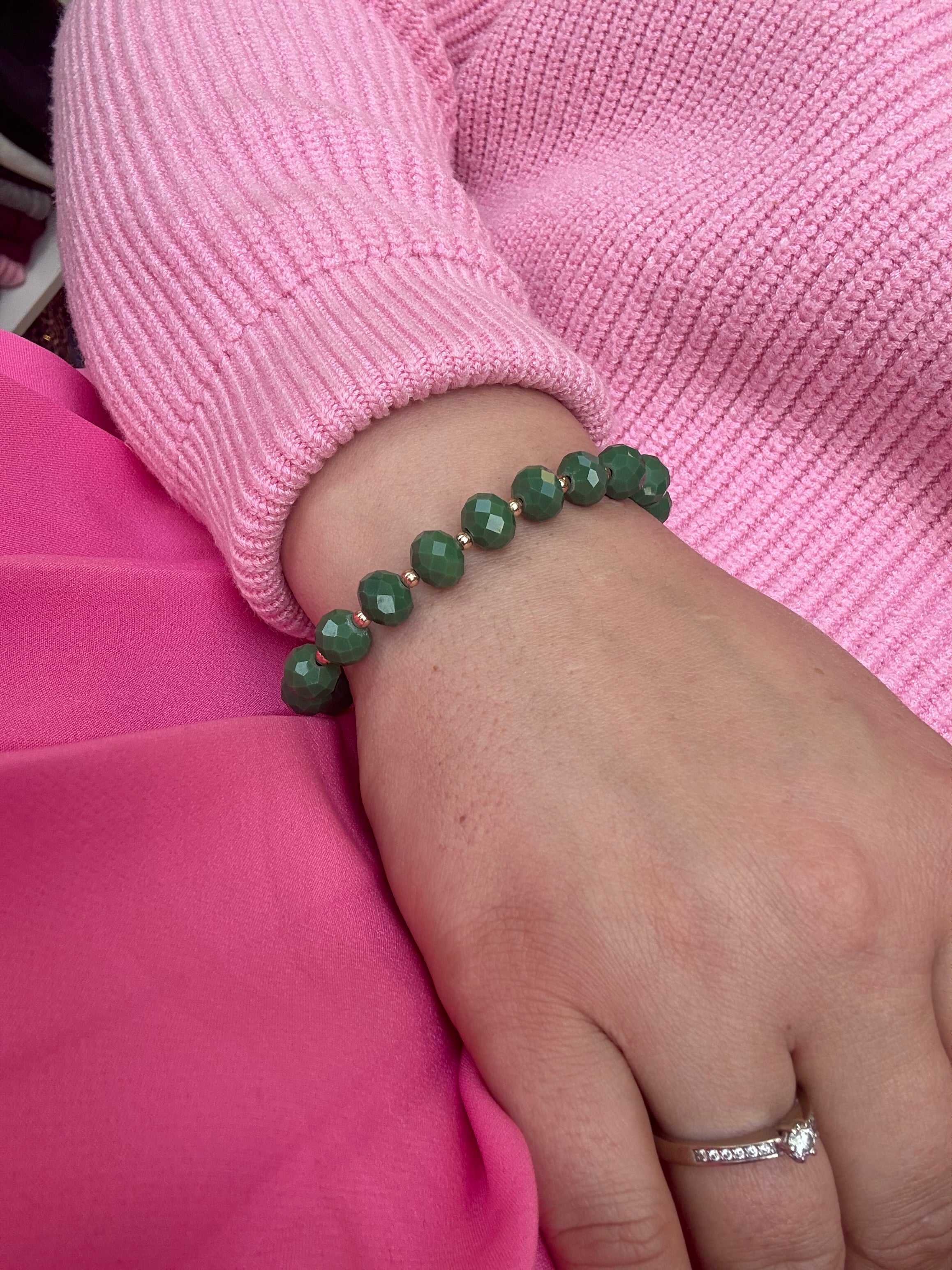 Žalia stiklo apyrankė