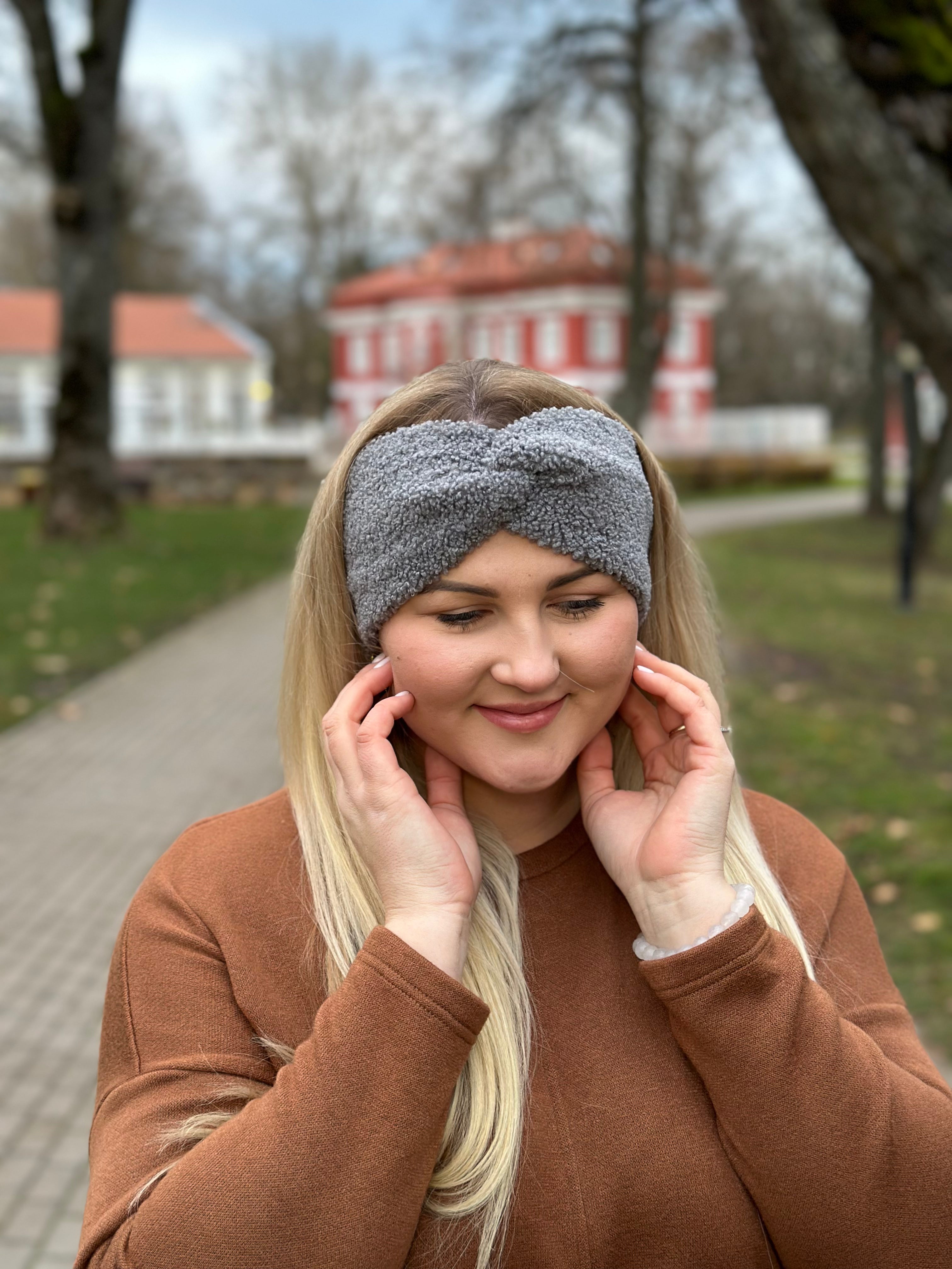 Pilka Teddy 🧸 galvajuostė