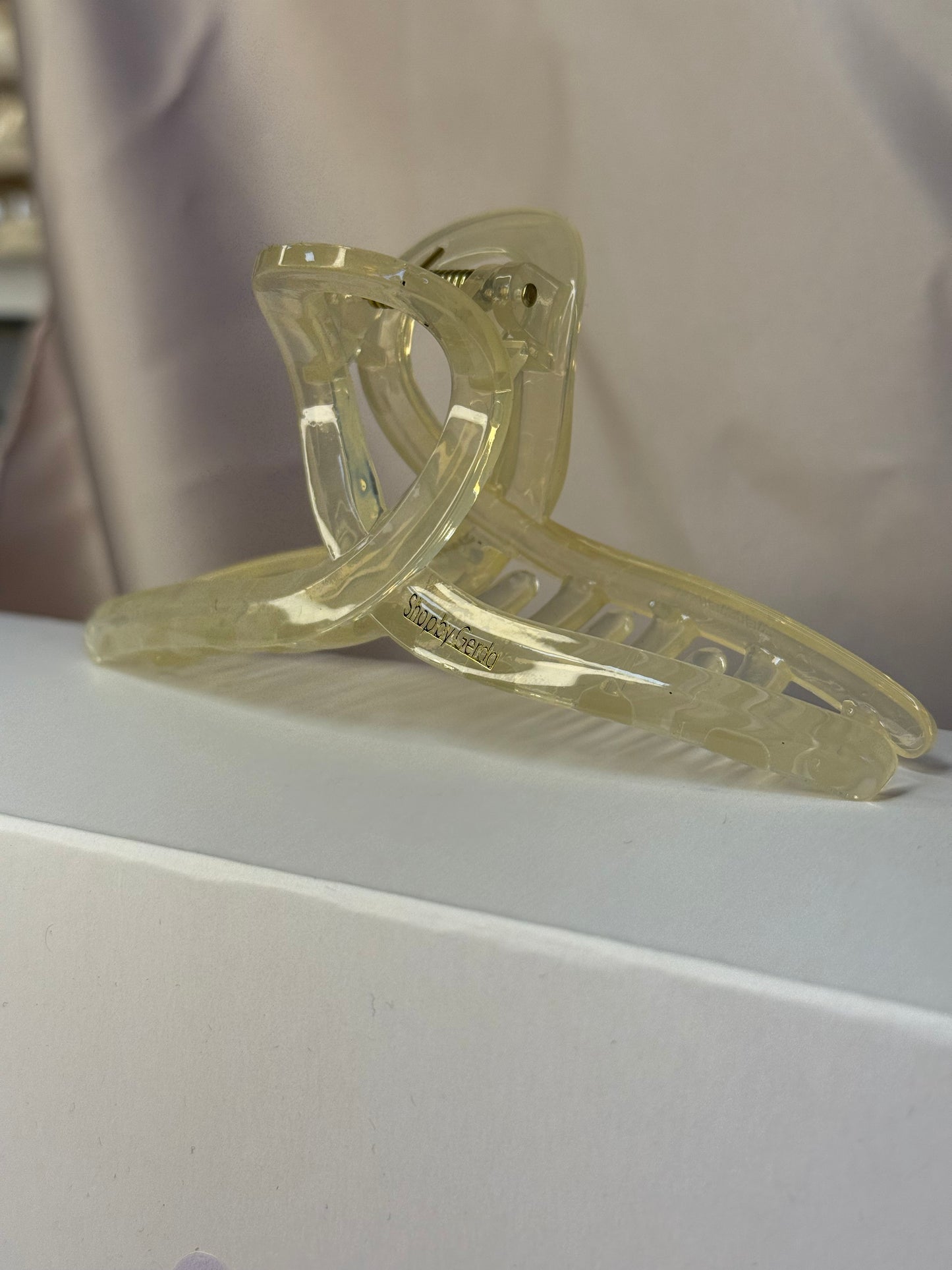 Skaidri nude kilpa 13cm