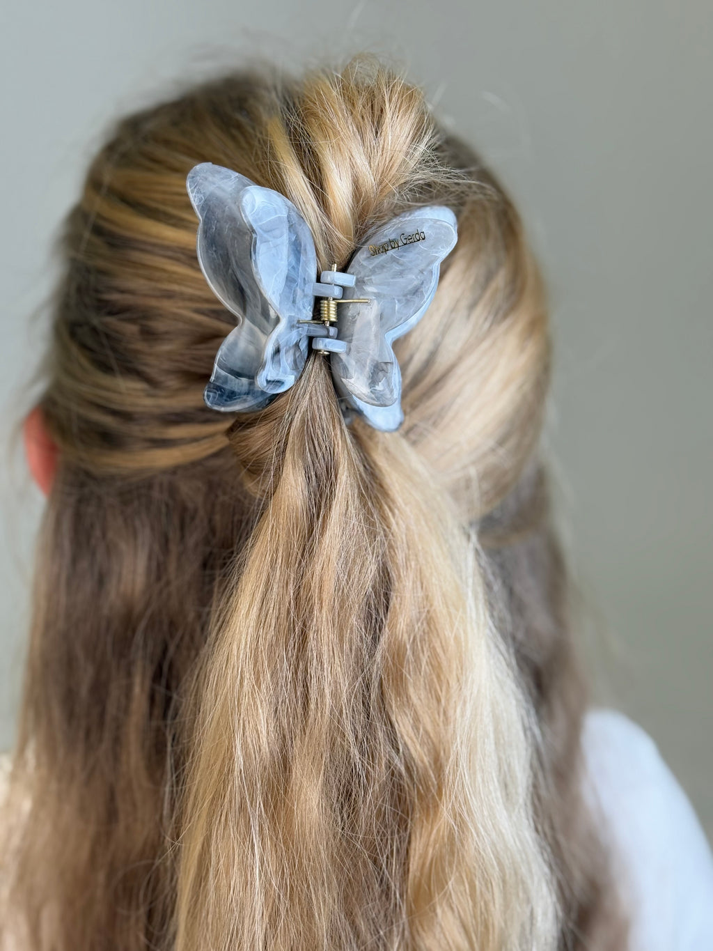 Pilkas drugelis kapkap