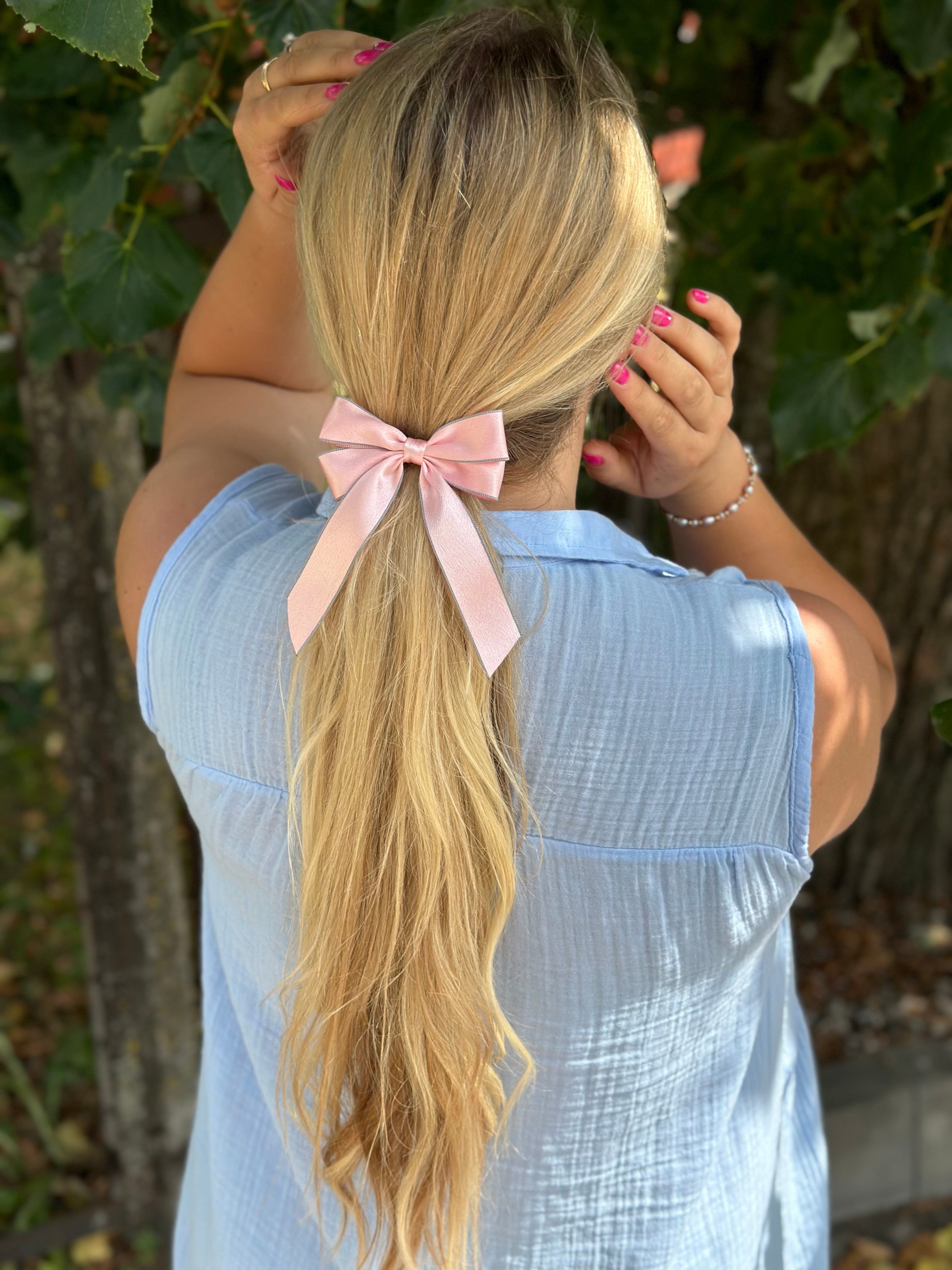 Baby pink kaspinukas