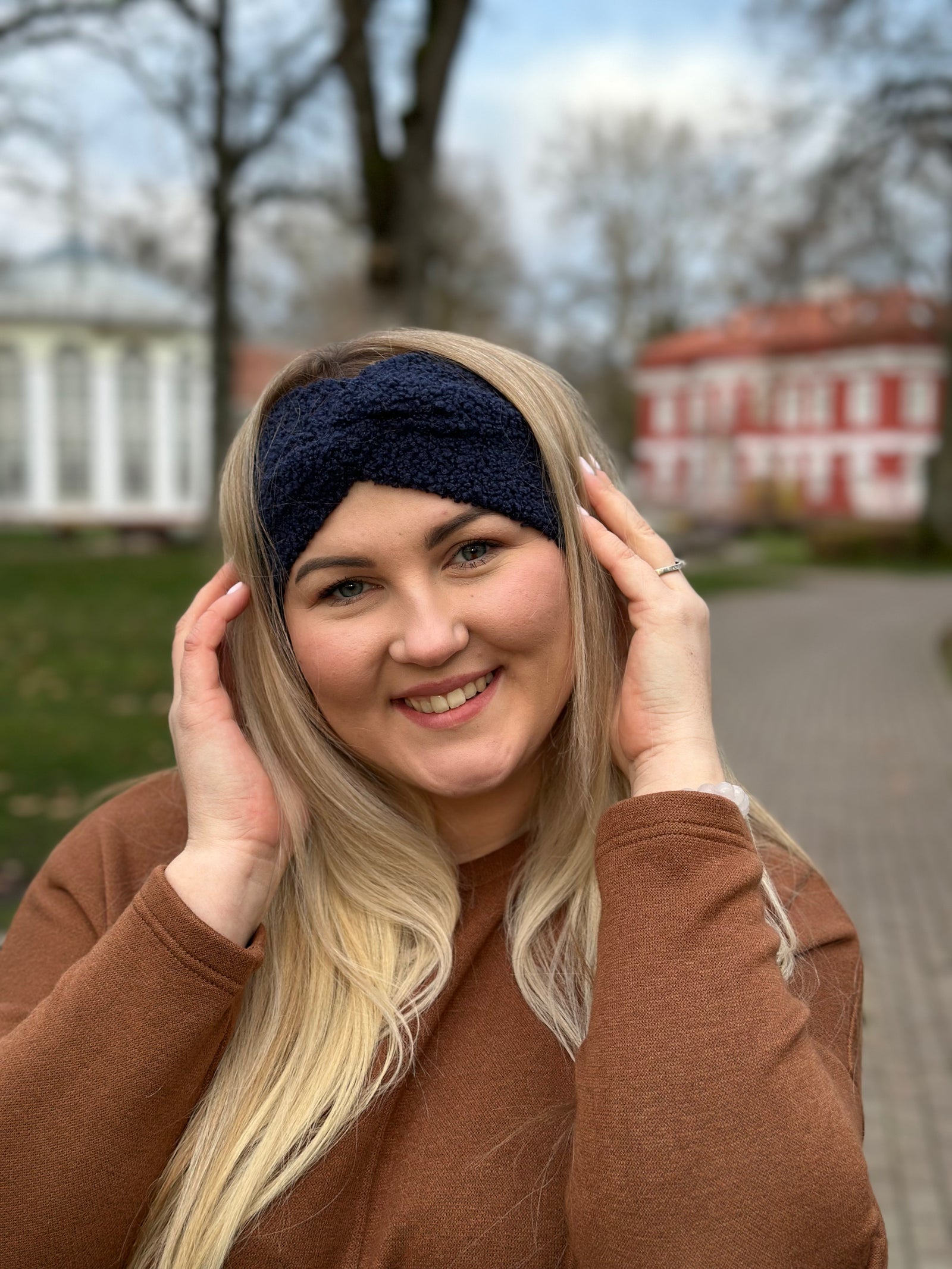 Tamsiai mėlyna “Teddy” galvajuostė