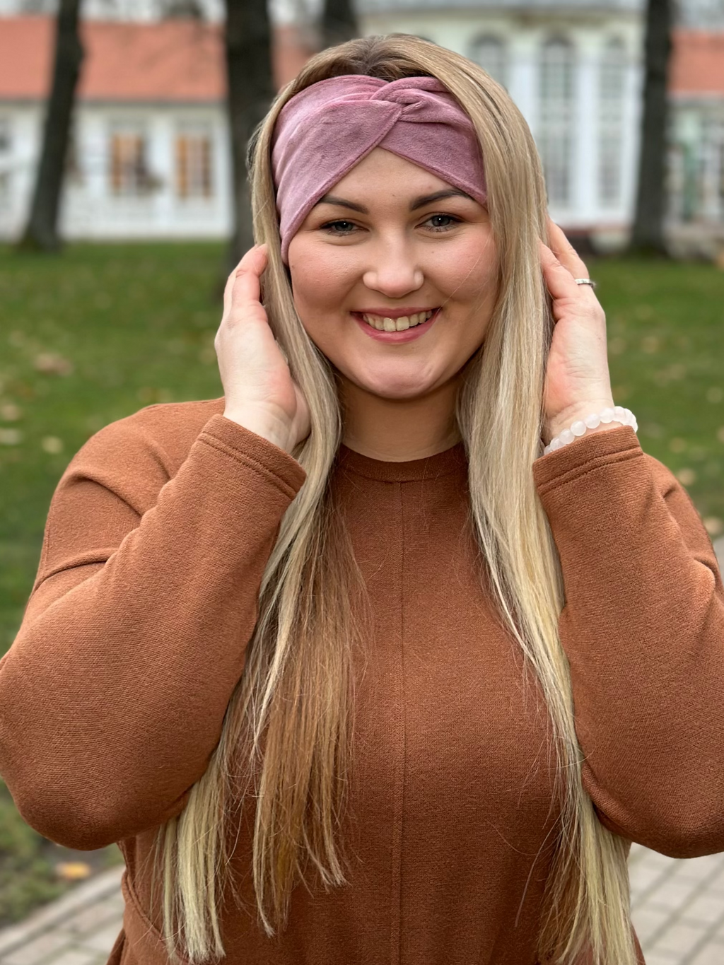 Pelenų rožinė veliūro galvajuostė