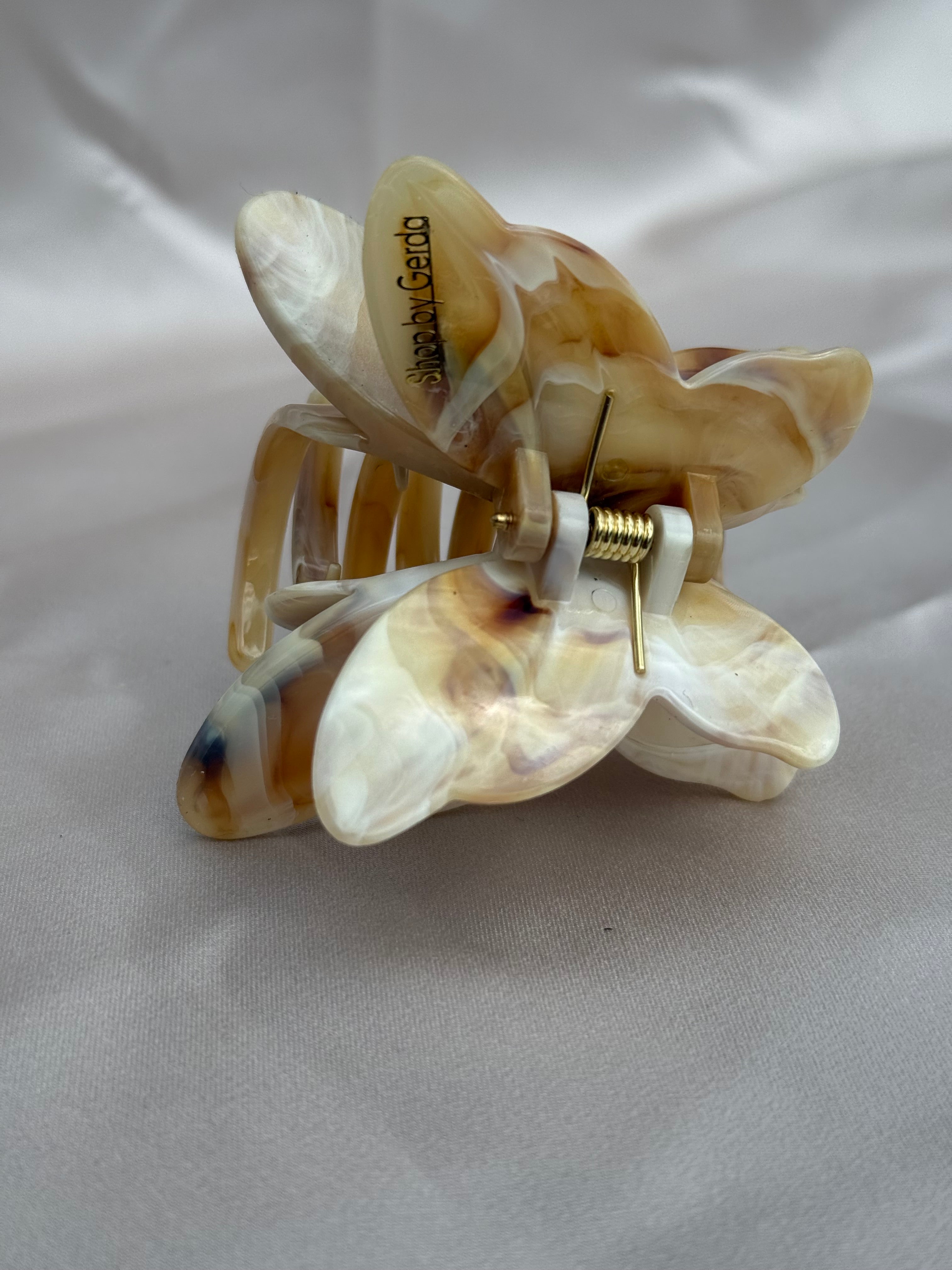 Nude drugelis kapkap