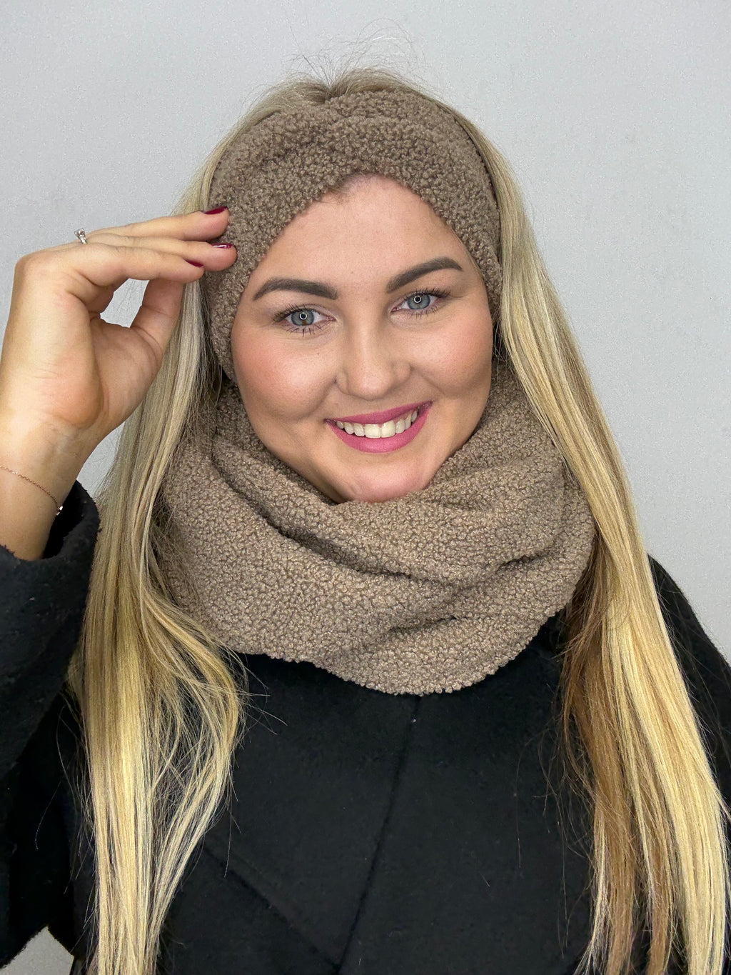 Latte Teddy 🧸 šalikas