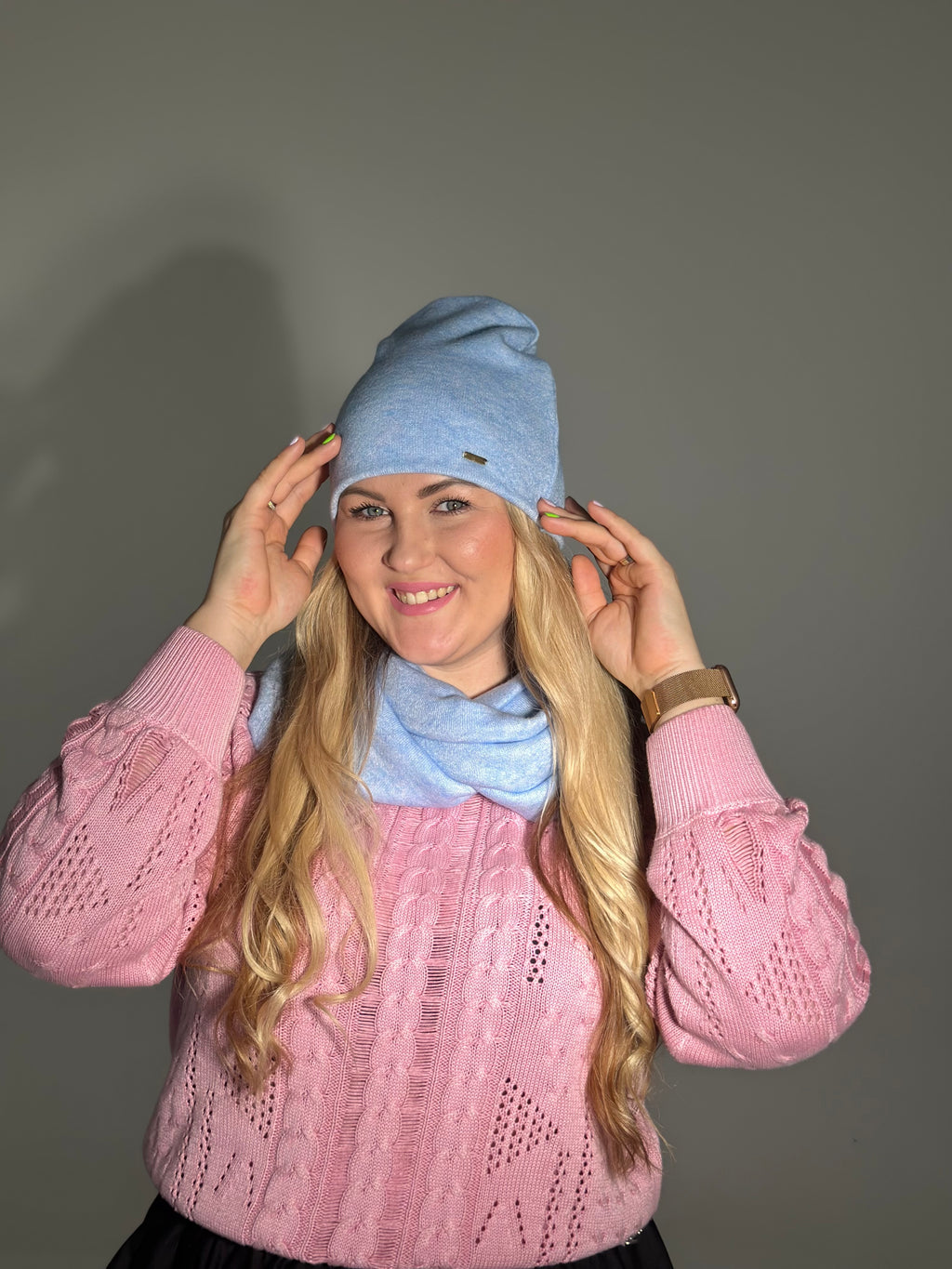 Merino vilnos žydra dviguba kepurė