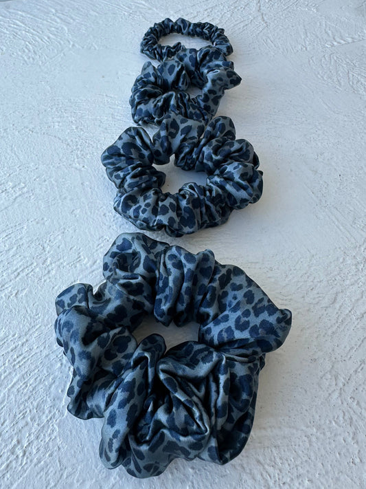 Mėlyno leopardo rašto 100% natūralaus Itališko mulberry šilko gumelė