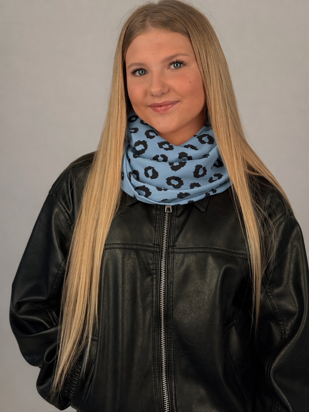 Šalikėlis BLUE LEO