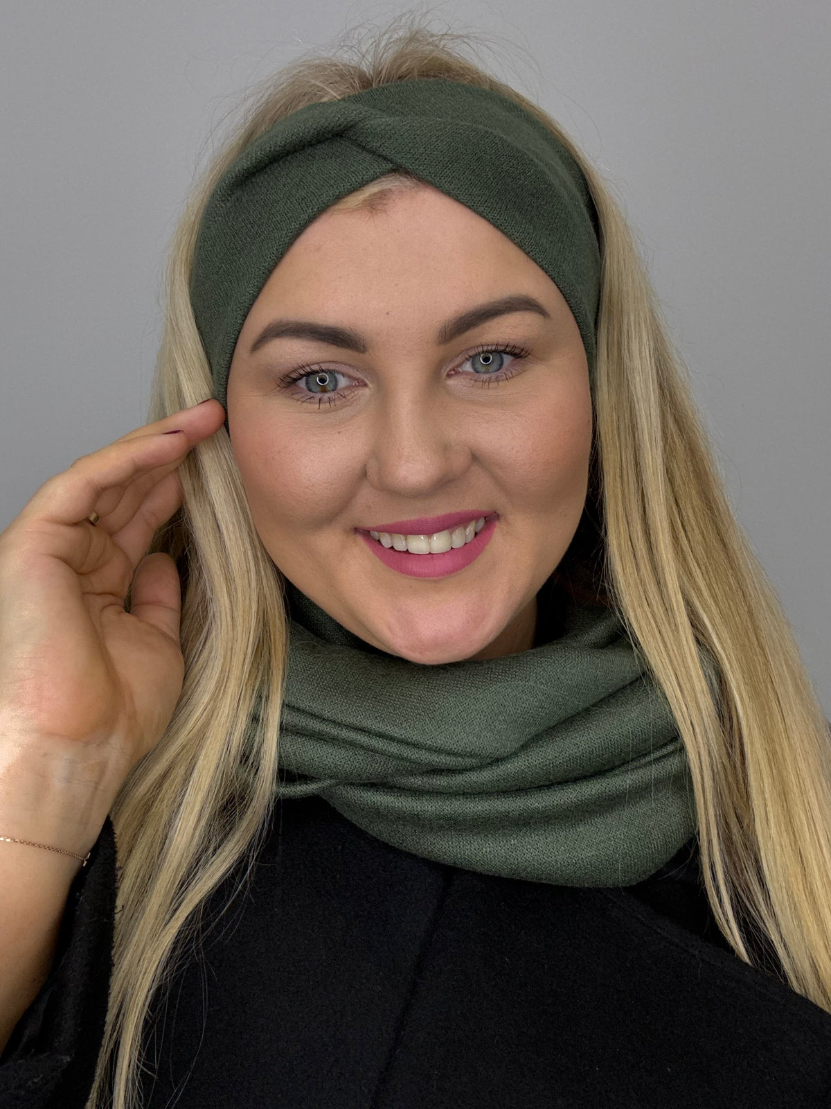 Merino vilnos chaki galvajuostė 💚