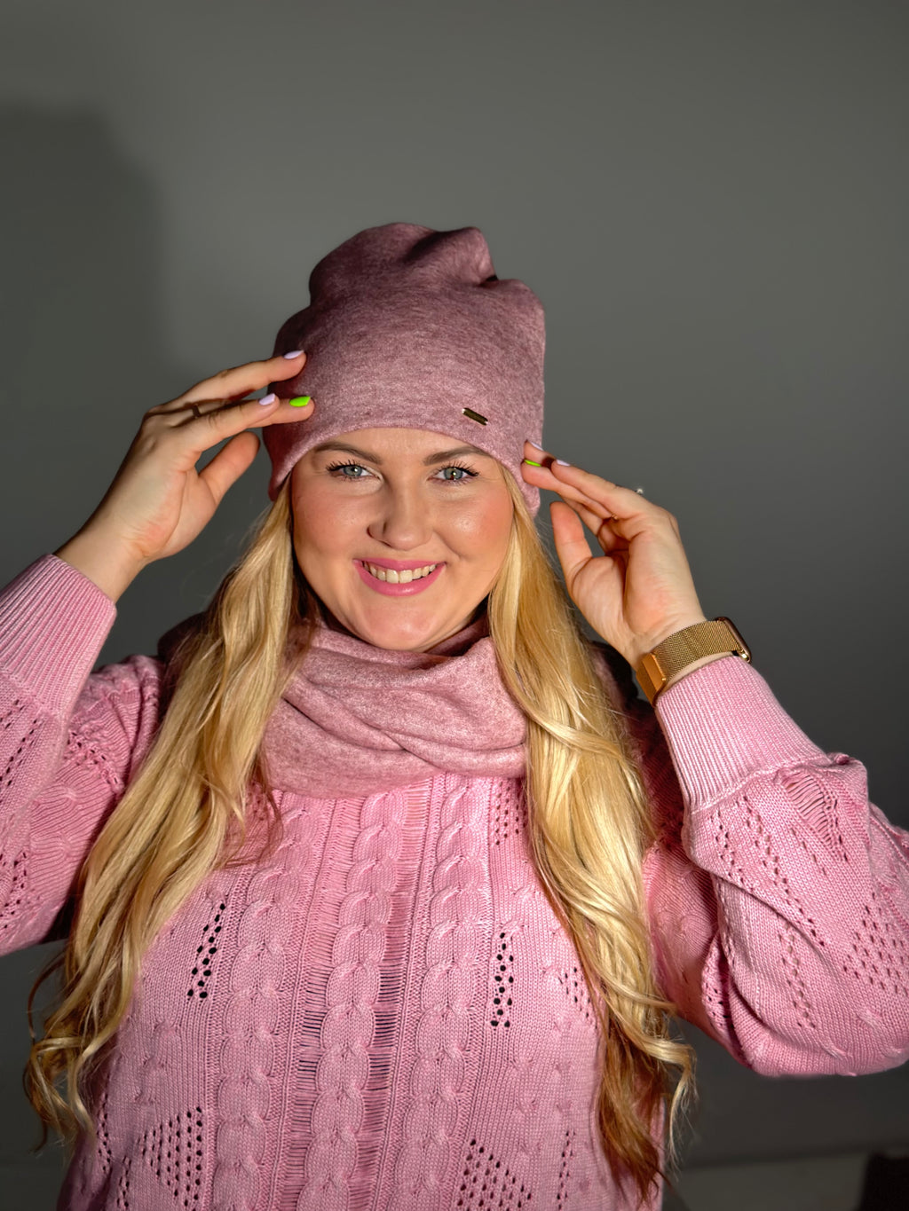 Merino vilnos rožinė dviguba kepurė