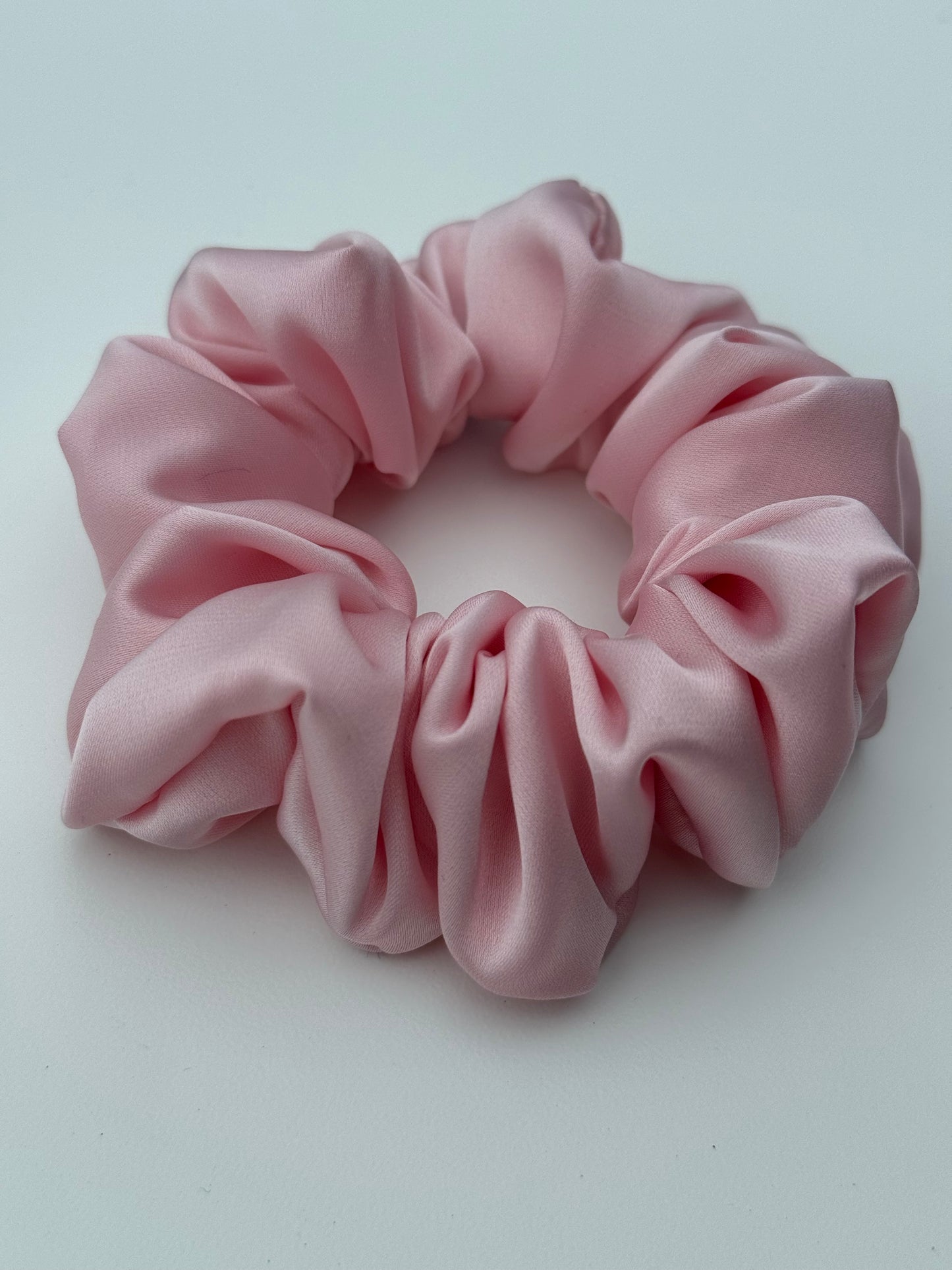 Armani “šilko” baby pink gumelė