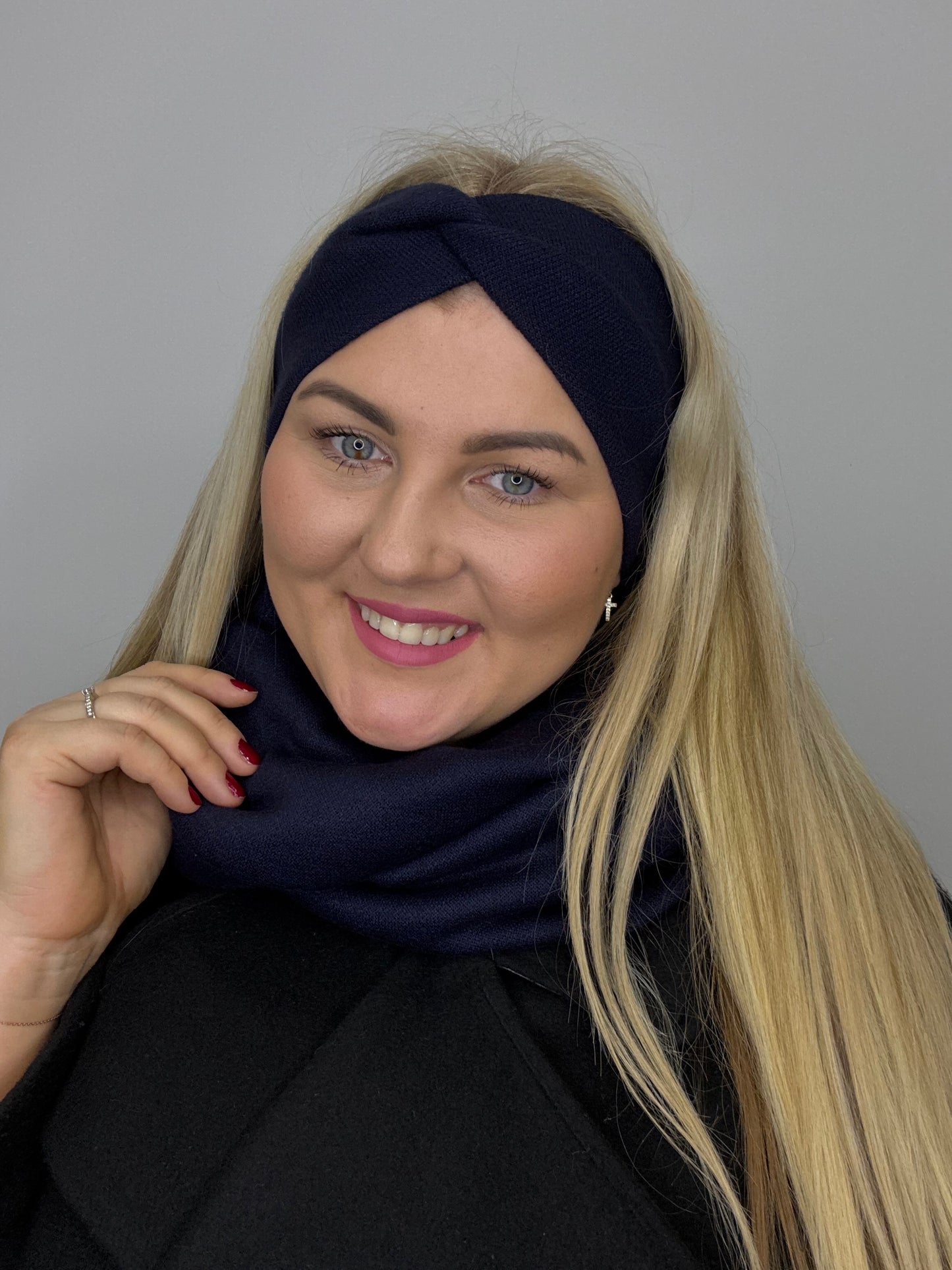 Merino vilnos tamsiai mėlyna galvajuostė 💙