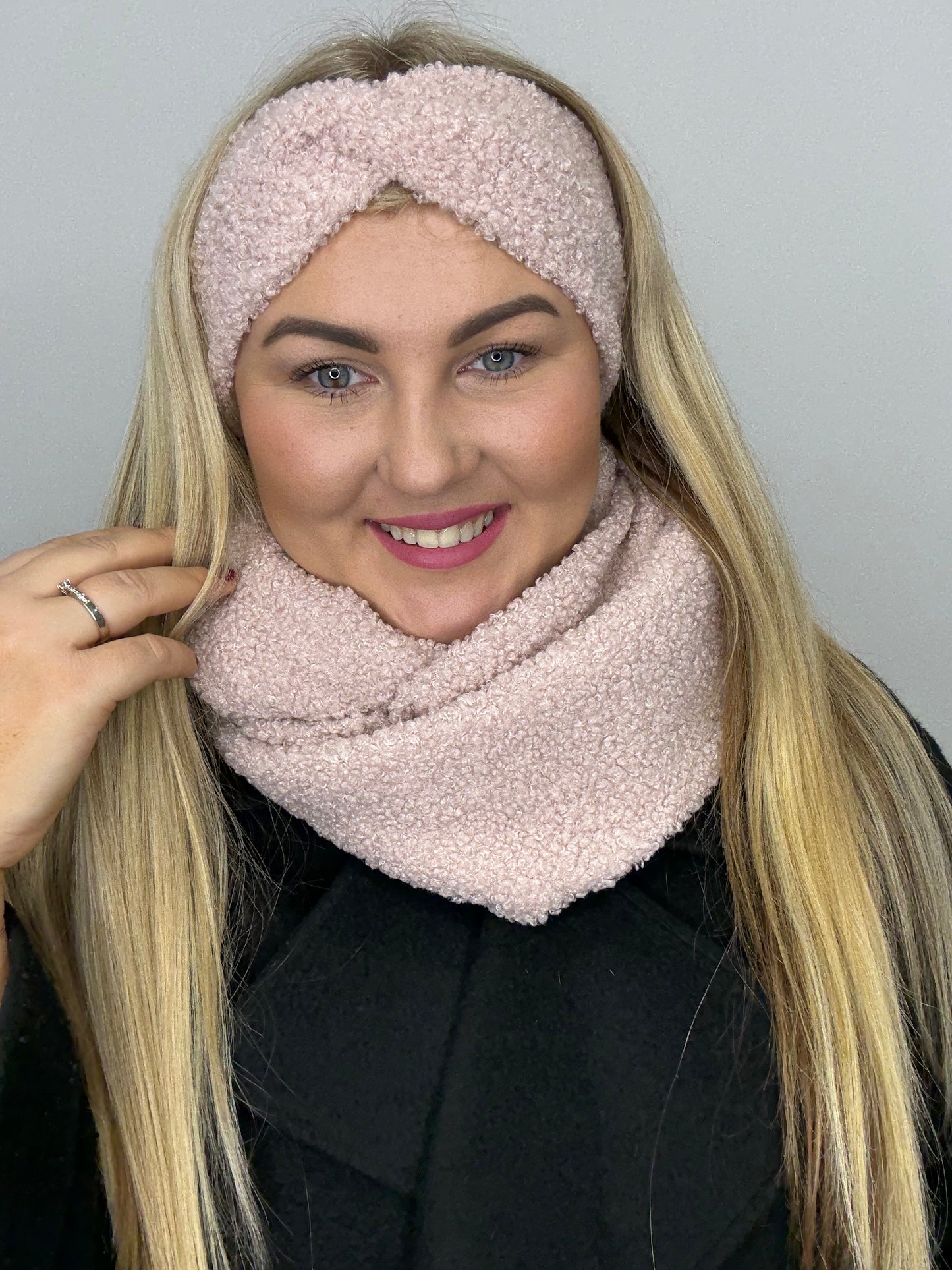 Pelenų rožinė Teddy 🧸galvajuostė