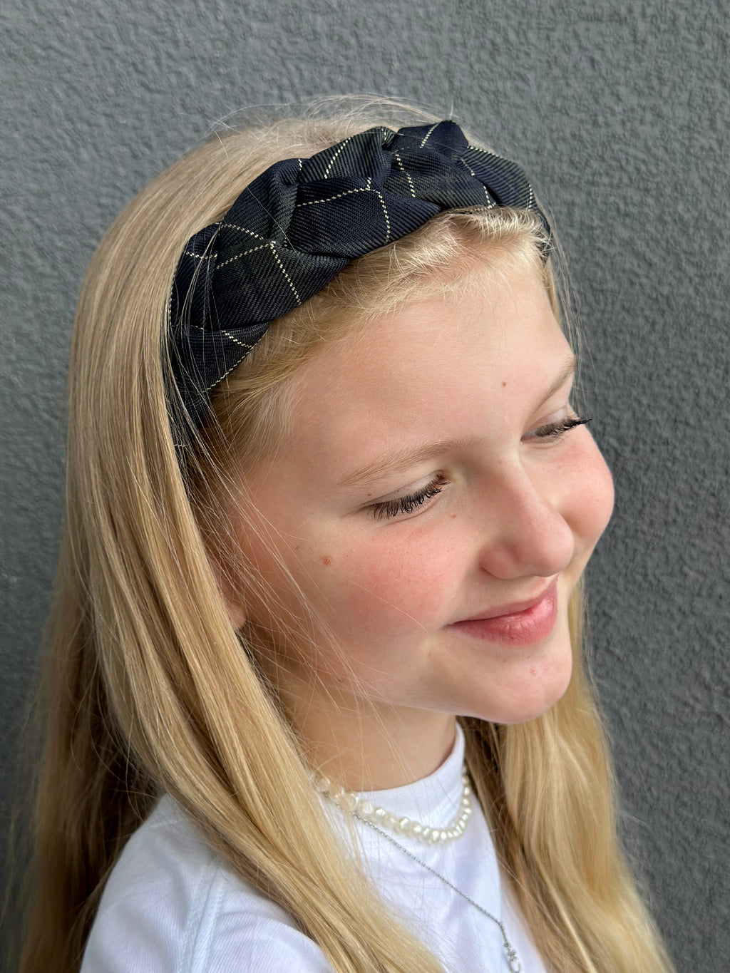 Tamsiai žalias languotas lankelis 💚