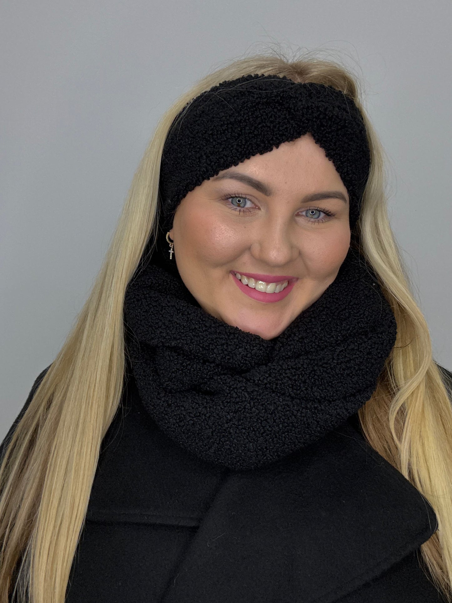 Juoda Teddy 🧸galvajuostė