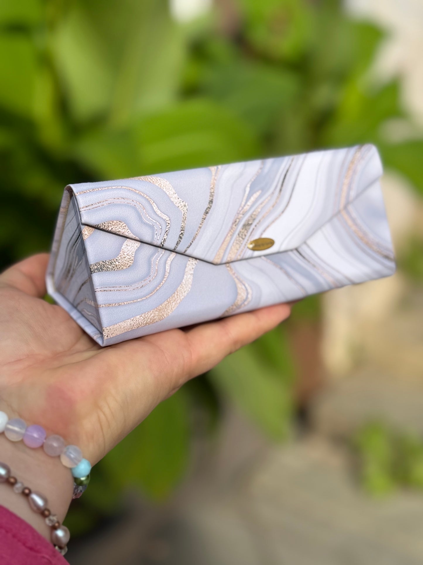 Akinių dėklas transformeris ‘Grey marble’