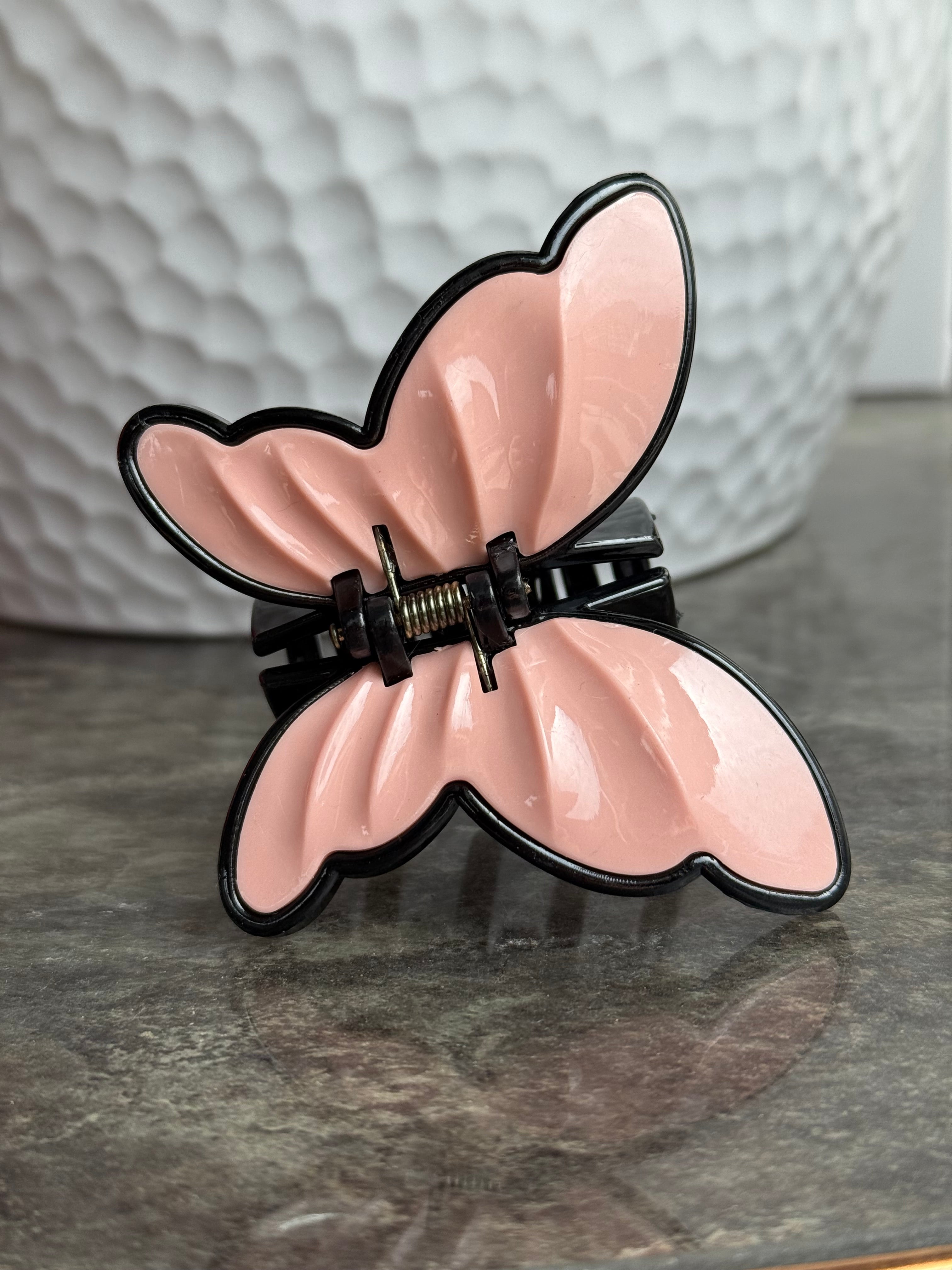 Rožinis drugelis kapkap