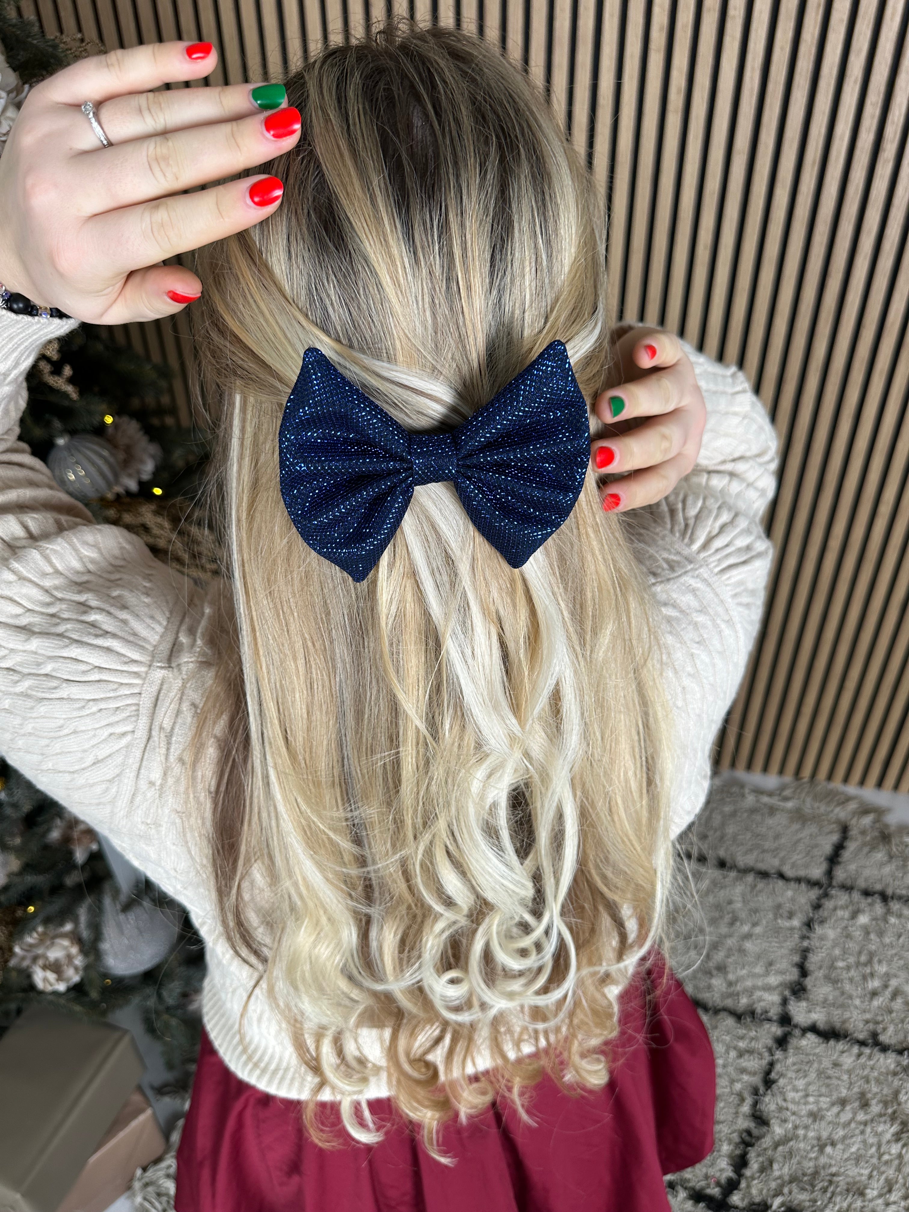 Tamsiai mėlynas žėrintis kaspinas💙