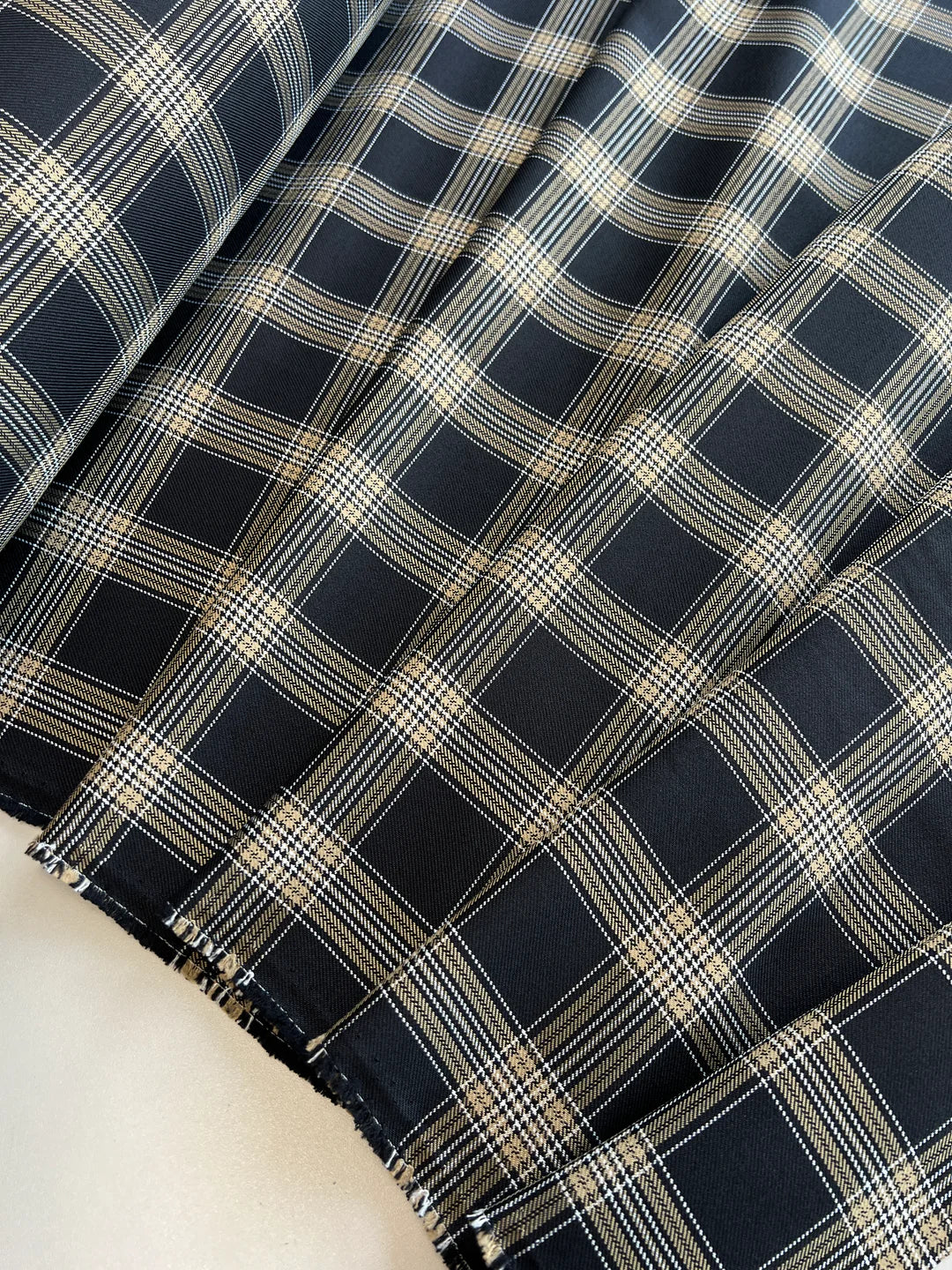 Juodas languotas lankelis 🖤