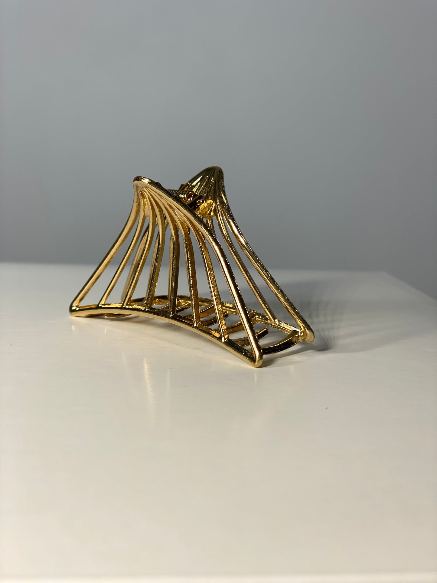 Auksinis metalinis KapKap “Triangle line” 7,5cm