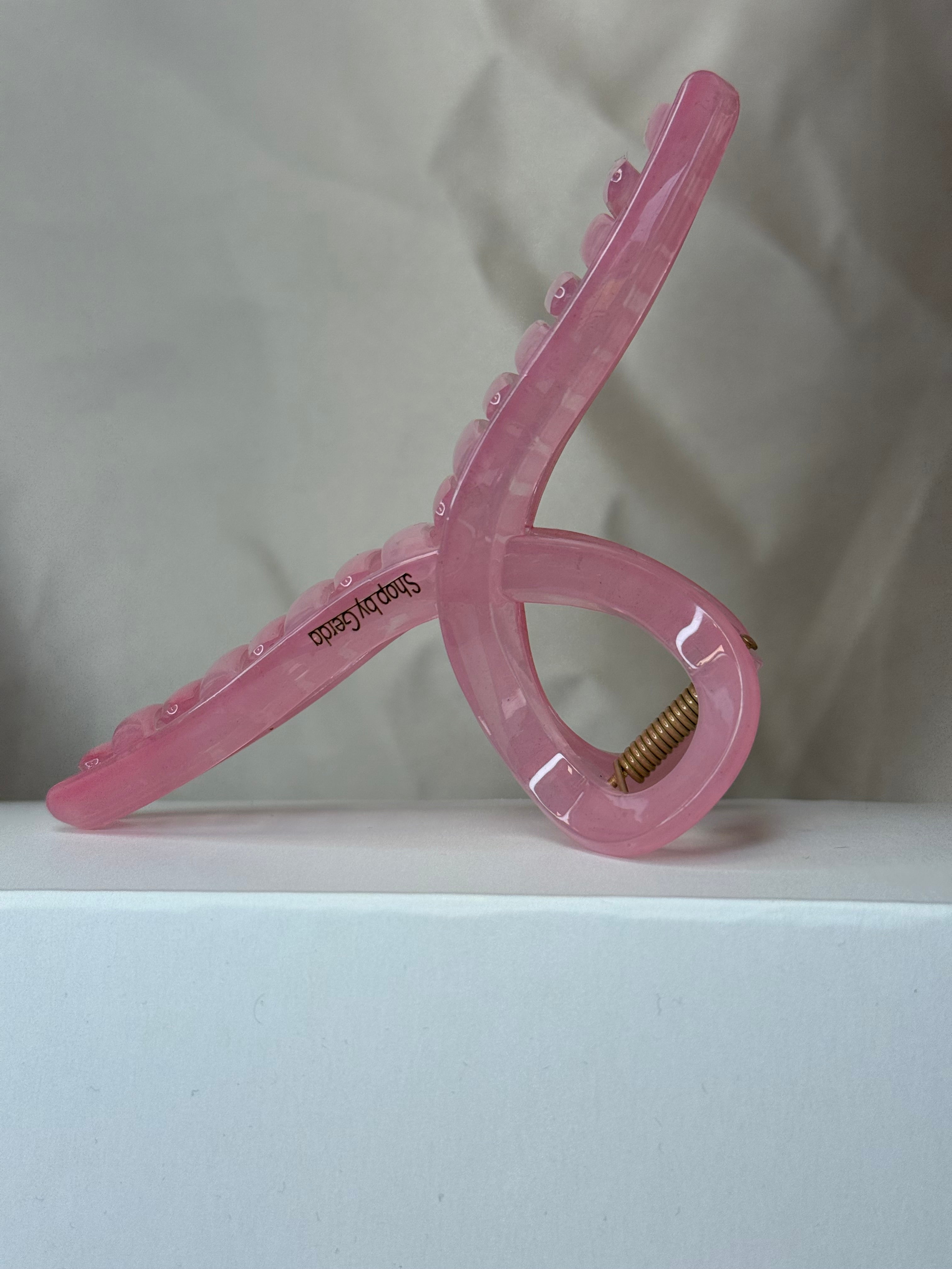 Skaidri rožinė kilpa 13cm