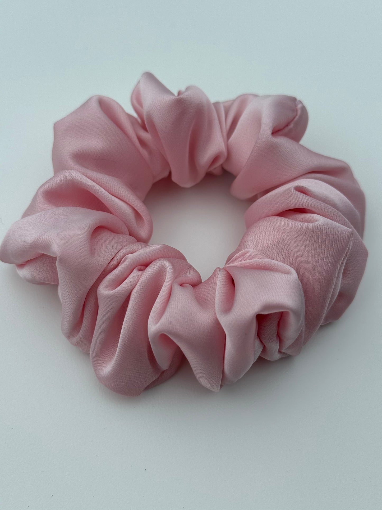 Armani “šilko” baby pink gumelė