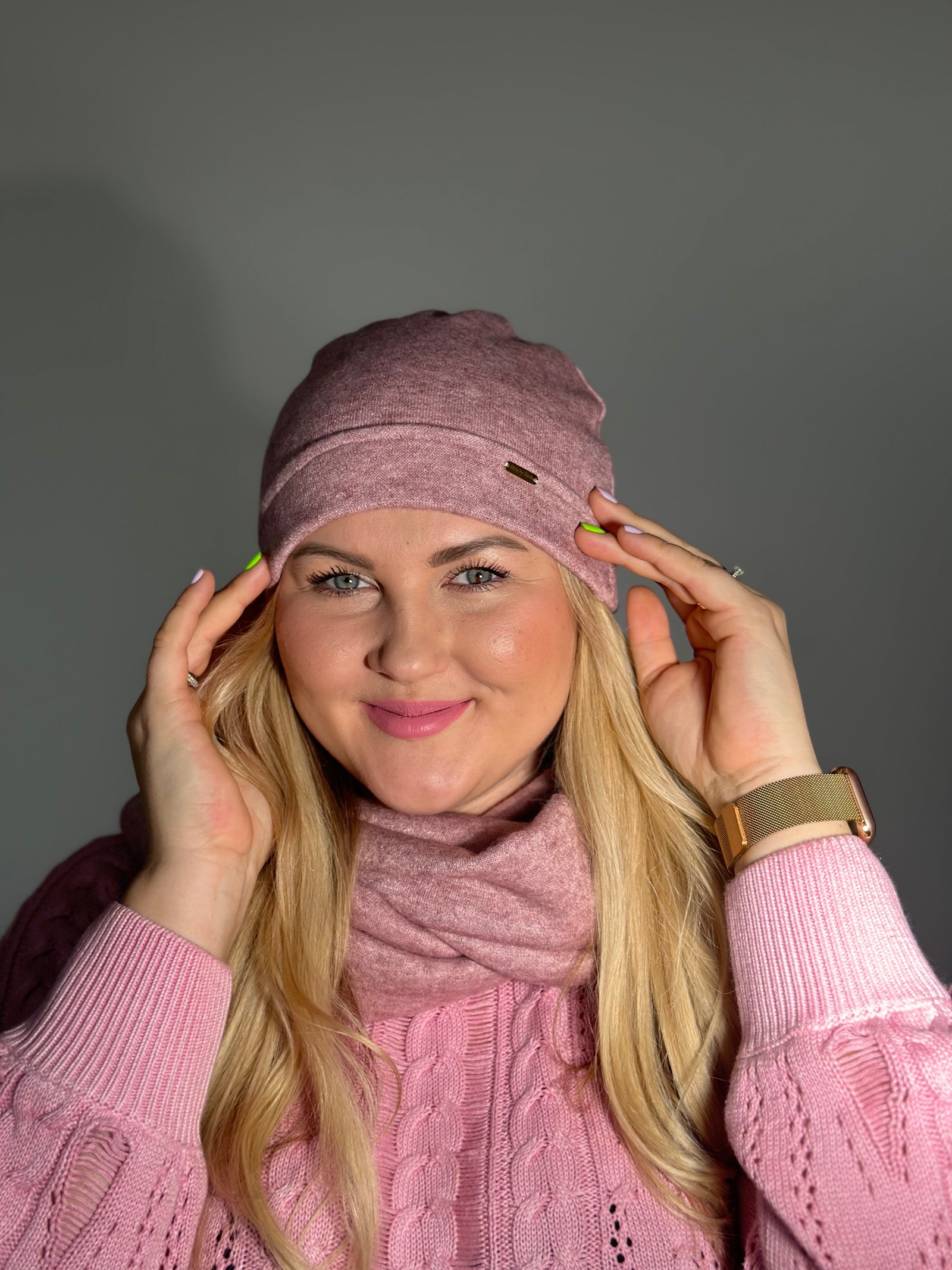 Merino vilnos rožinė vienguba kepurė