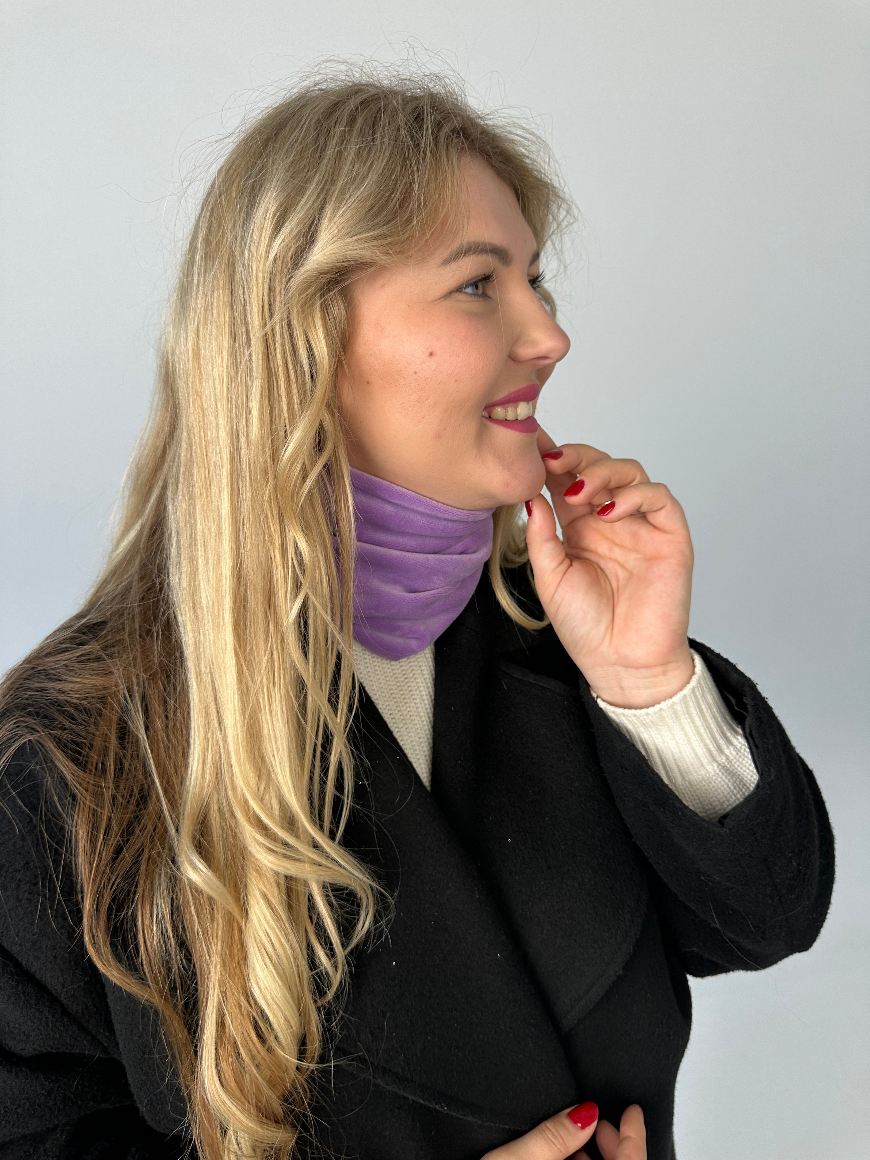 Alyvinė veliūro mova