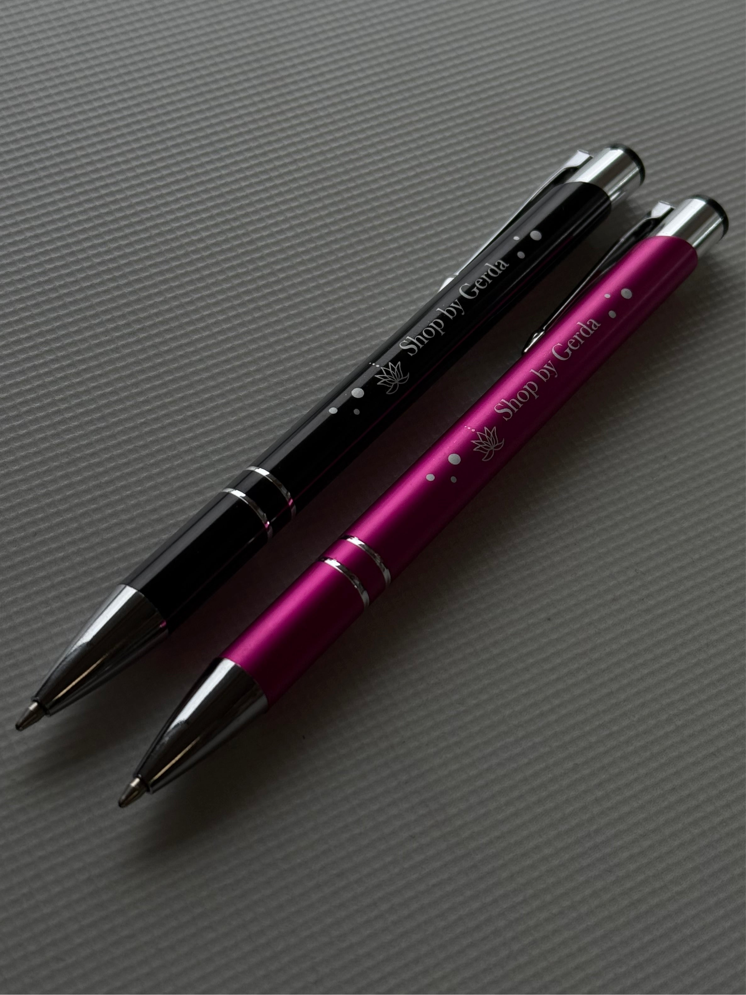 Shop by Gerda rašiklis 🩷🖤