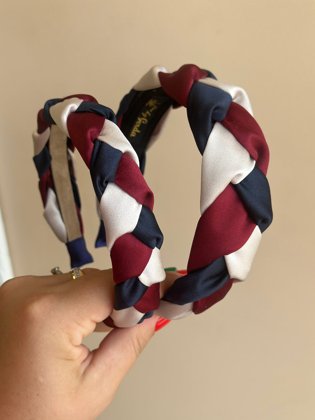 Bordo, mėlyna, kreminė su blizgesiu ❤️💙🤍