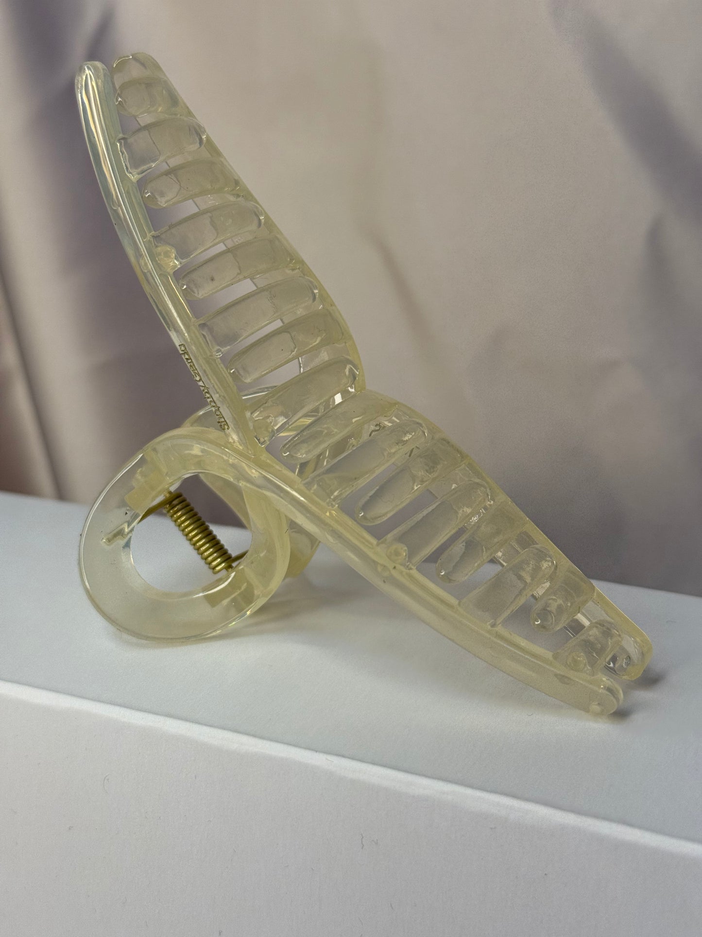 Skaidri nude kilpa 13cm