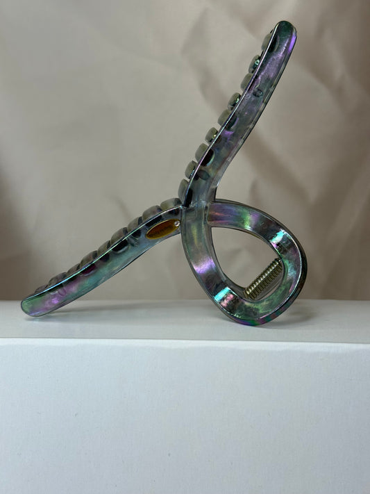 Juoda perlamutrinė kilpa 13cm