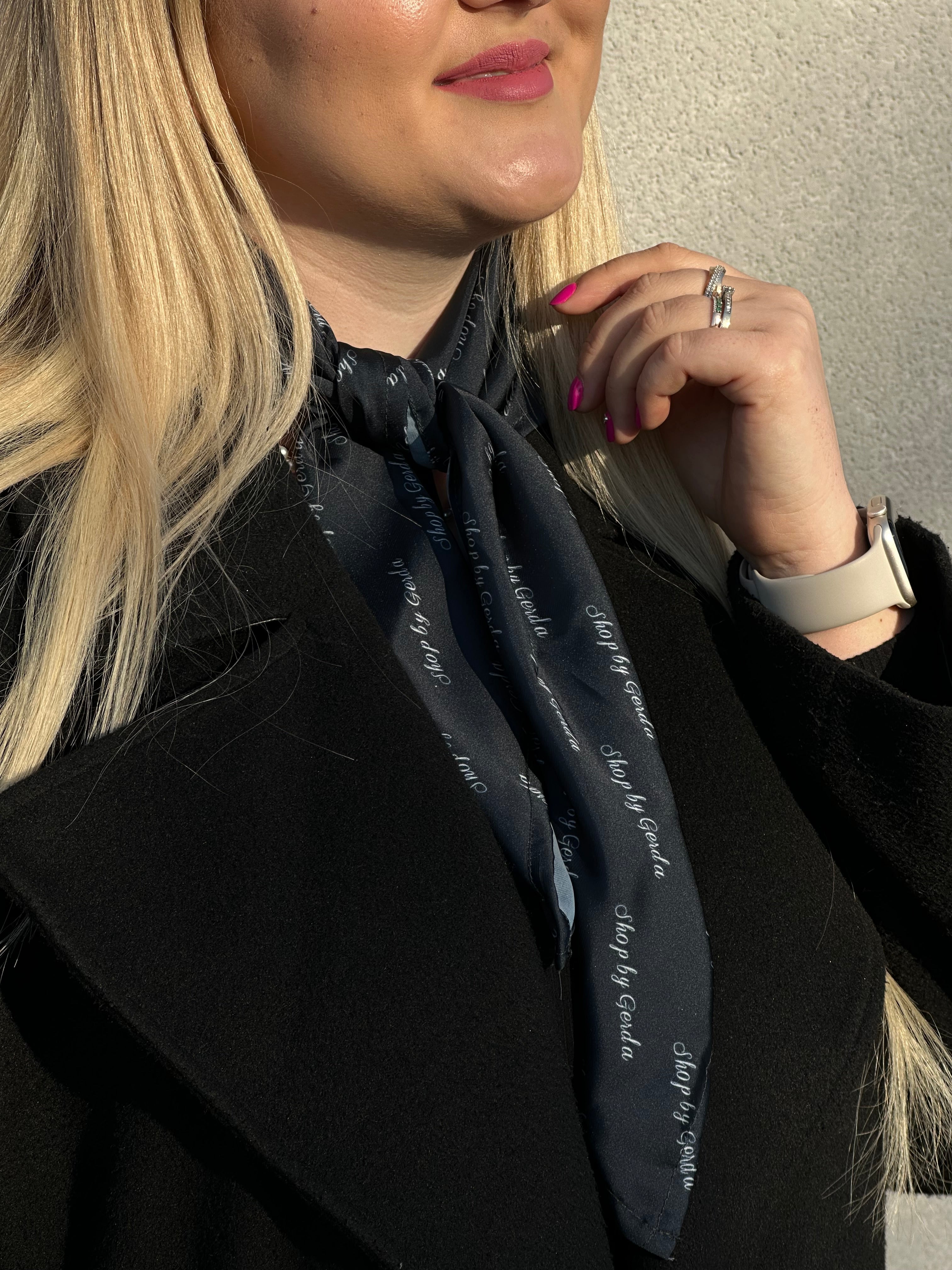 Juoda skarelė | SBG dizainas