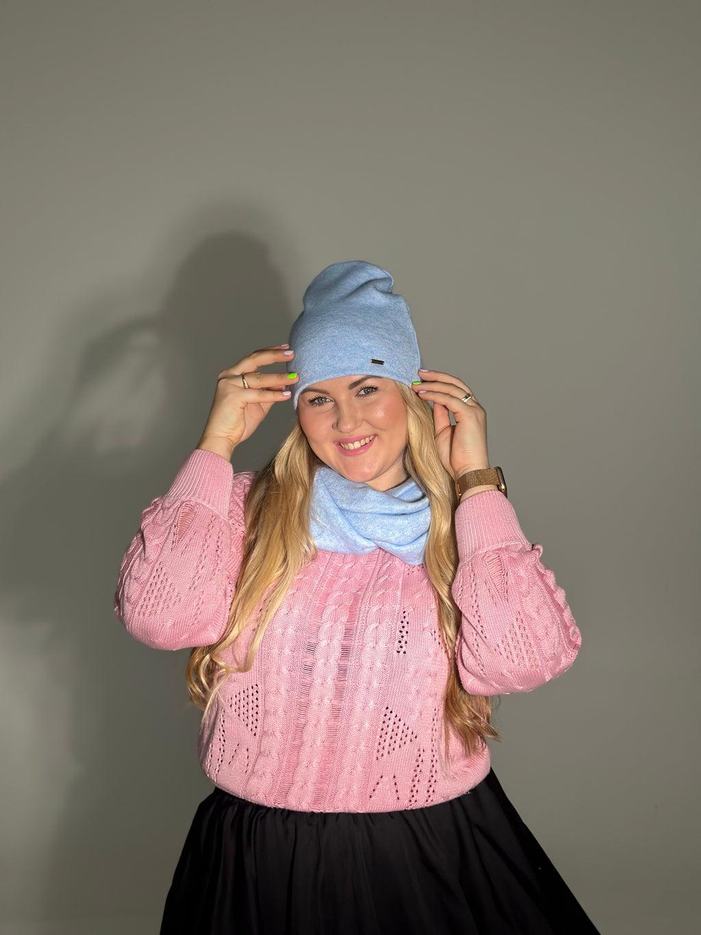 Merino vilnos žydra dviguba kepurė