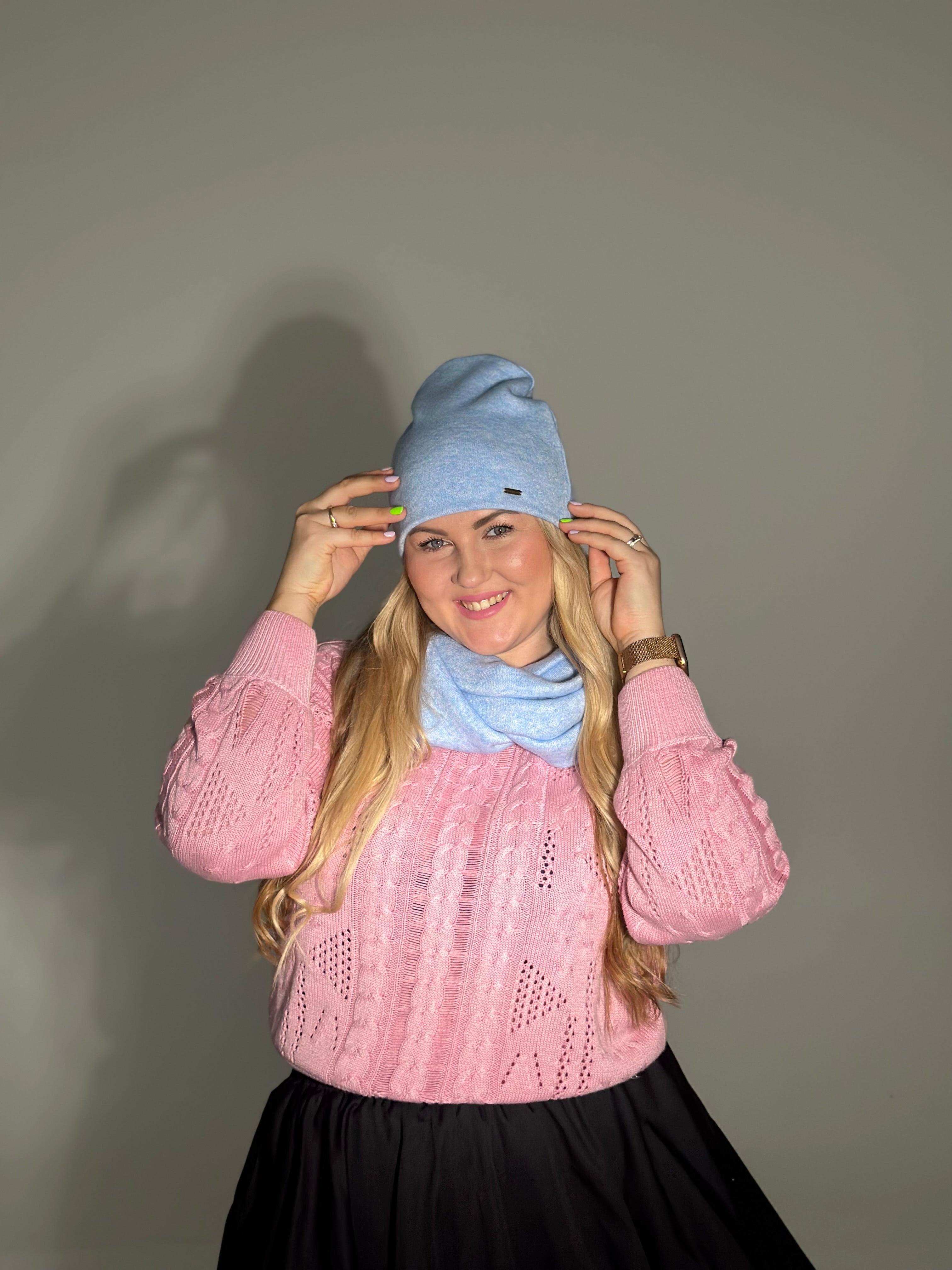 Merino vilnos žydra dviguba kepurė
