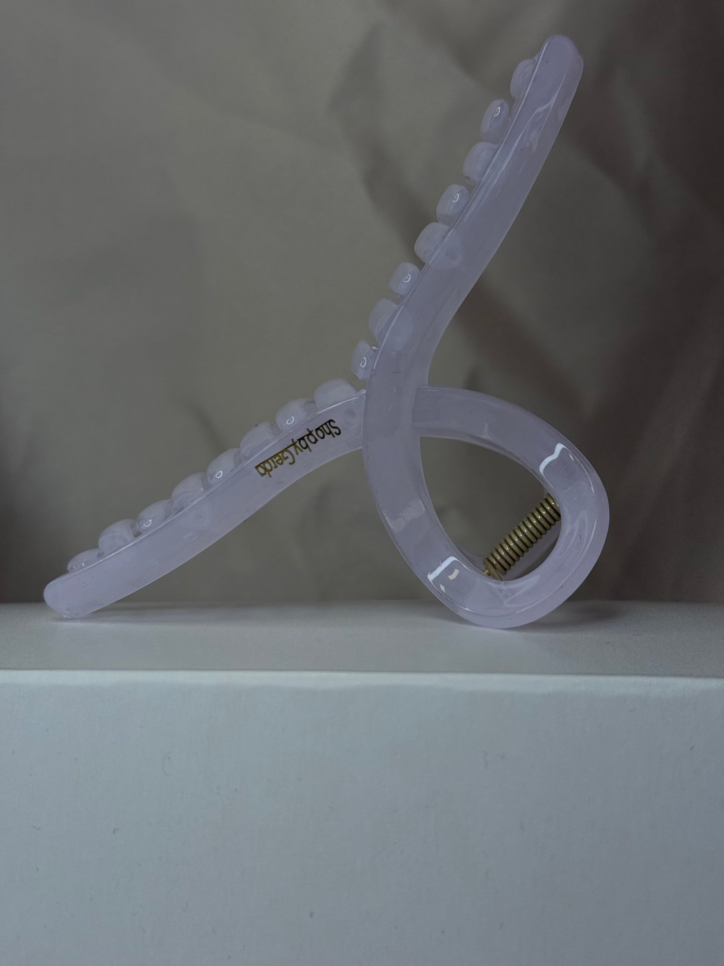 Skaidri alyvinė kilpa 13cm