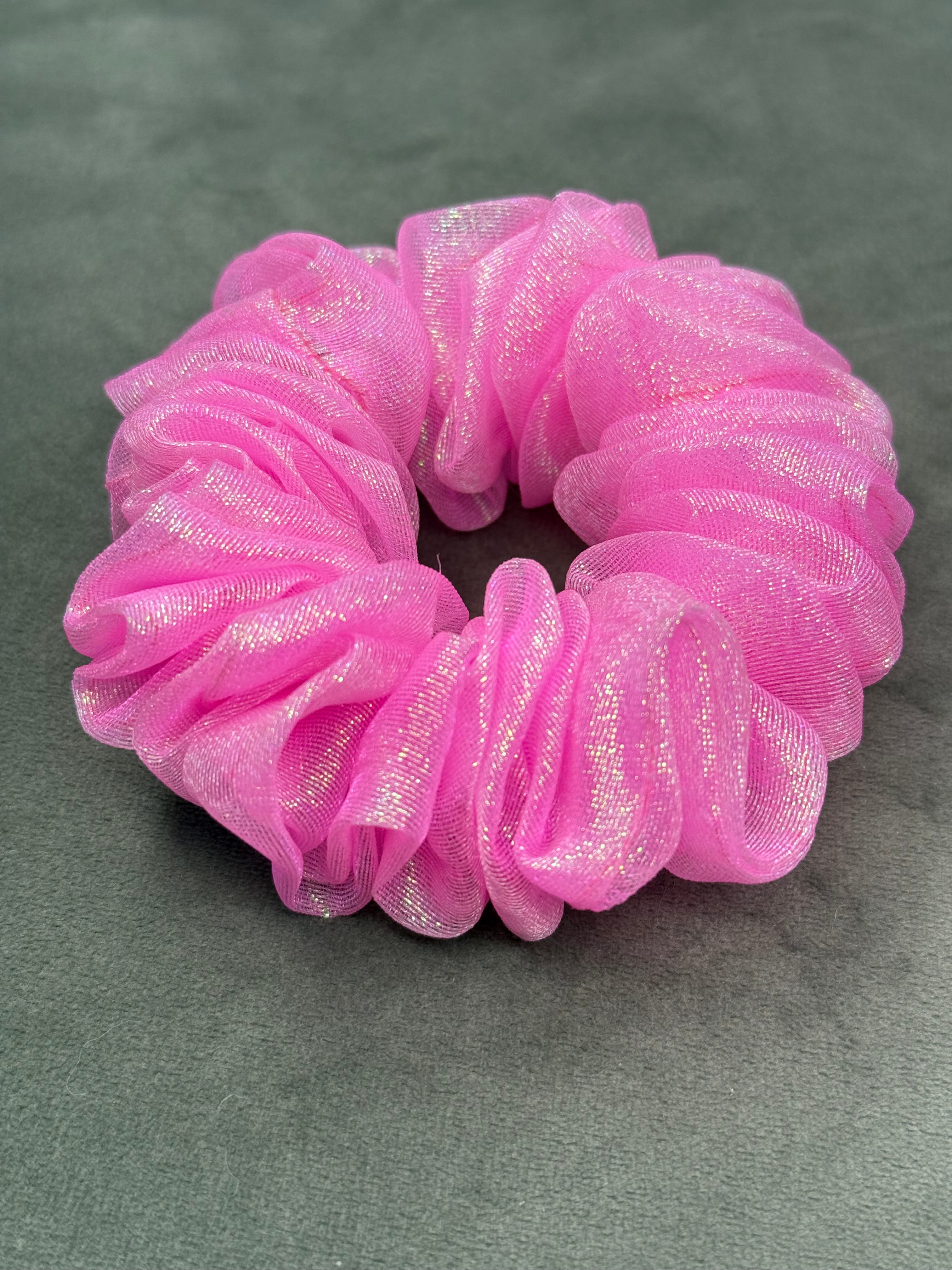 Ciklameno žėrinti organzos gumelė