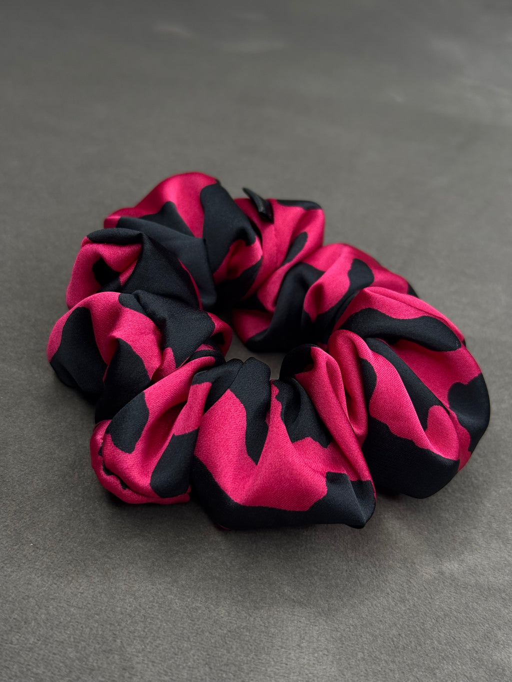 Armani šilko ciklameno gumelė | Muoudy