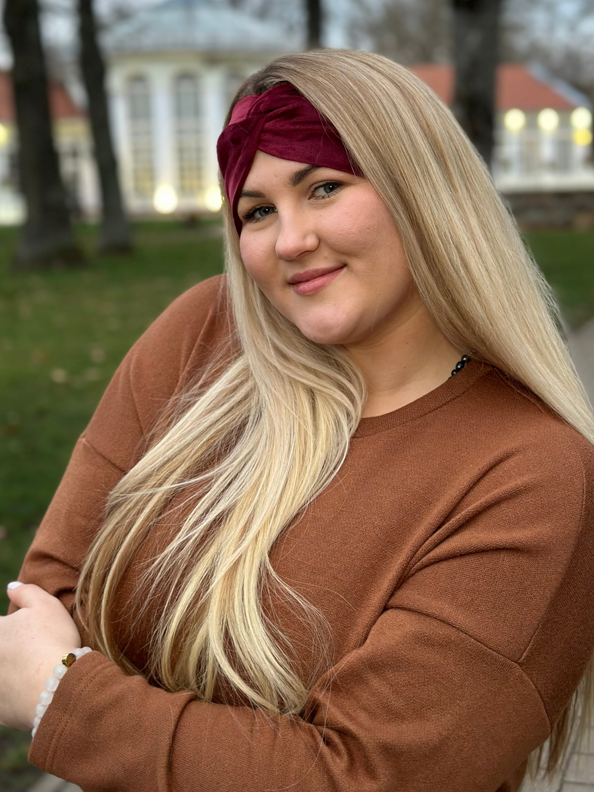 Bordo veliūro galvajuostė